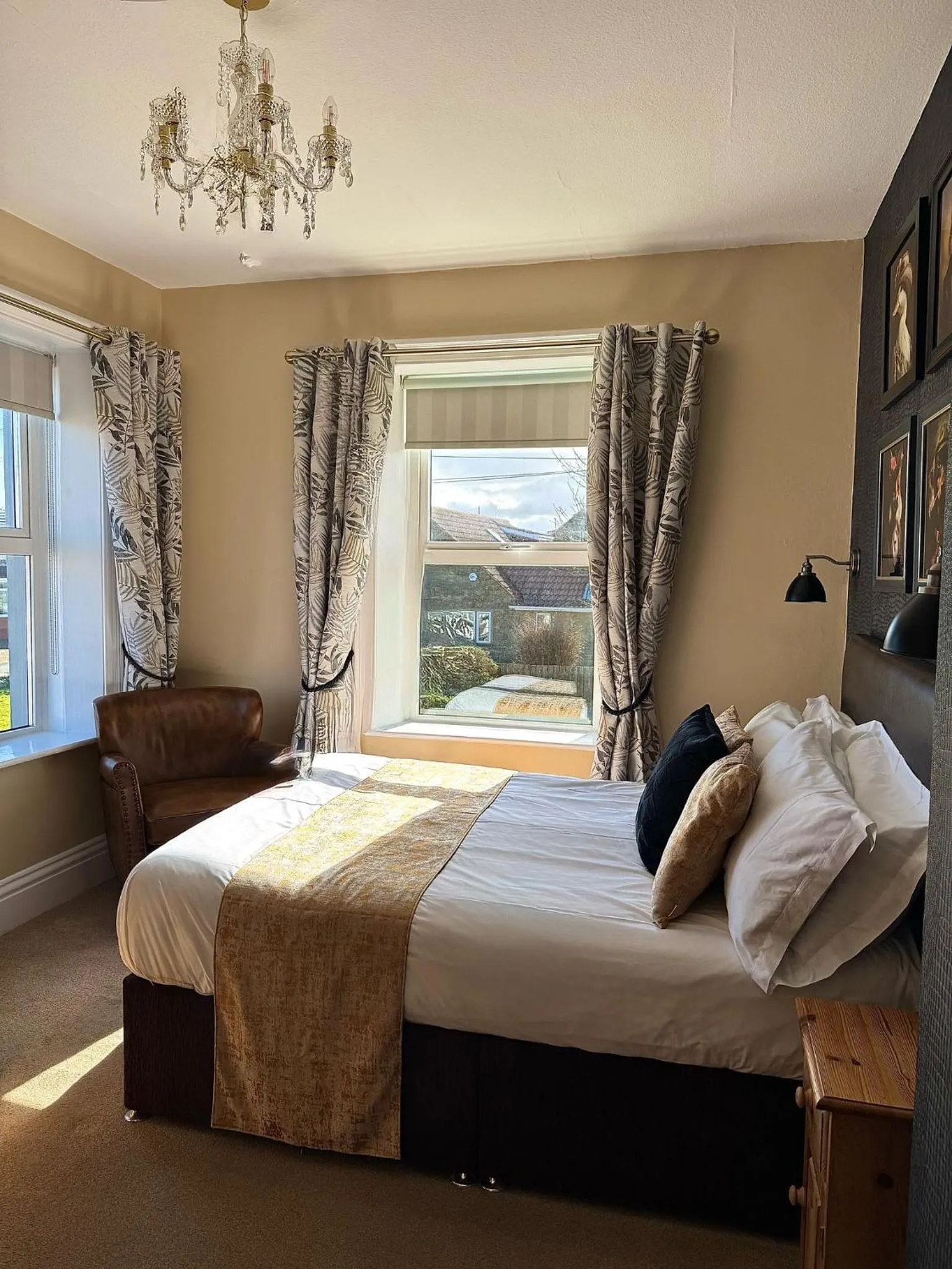 Bed in The White House Inn - Whitby