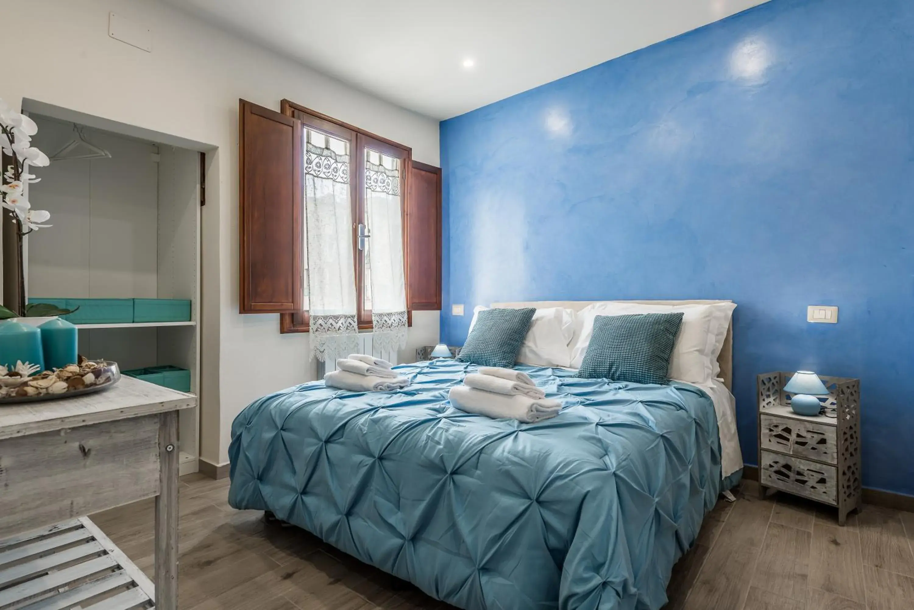 Bedroom, Bed in Dreamy Guelfa by Mmega Bedroom, Bed in Dreamy Guelfa by Mmega