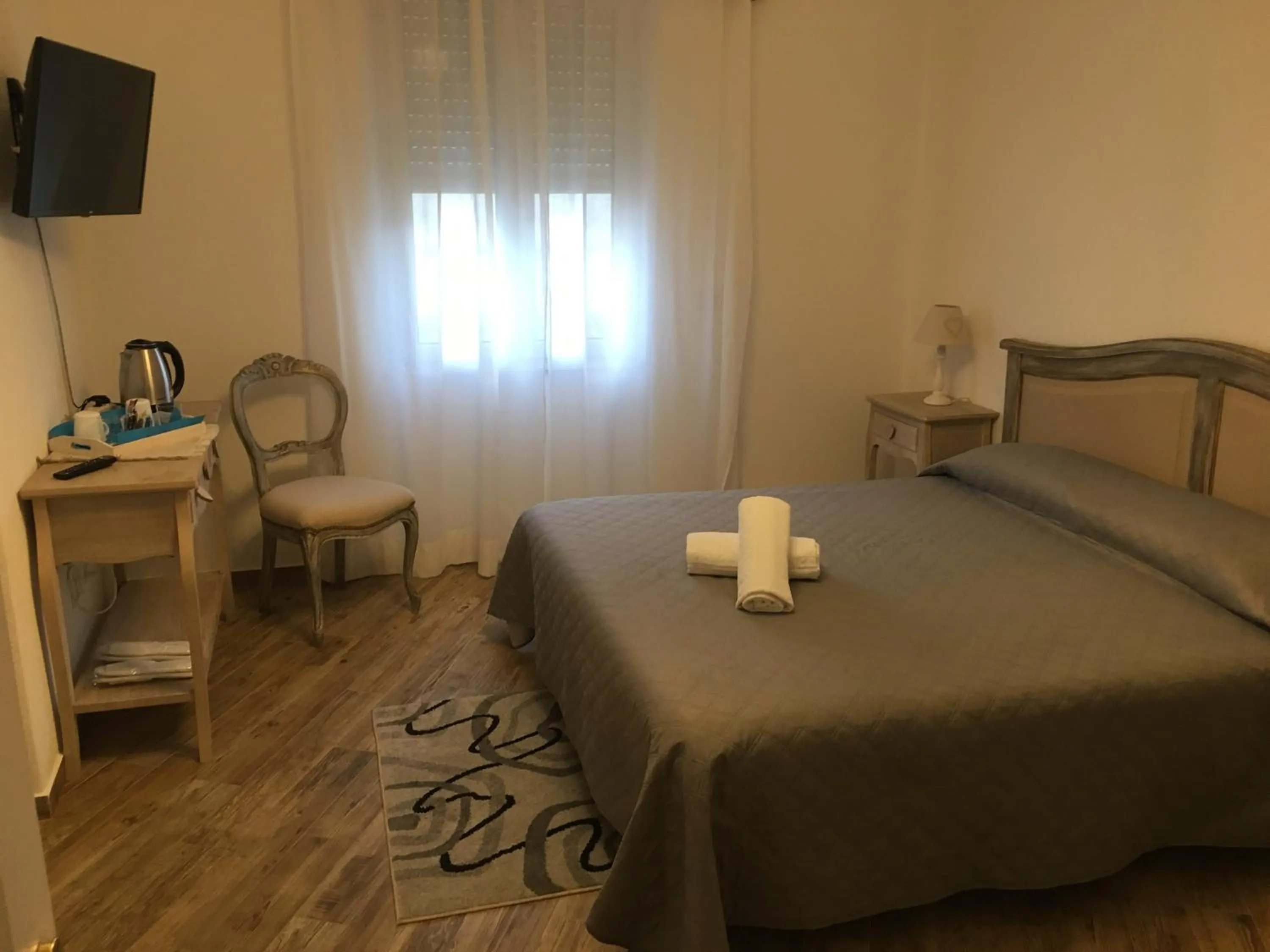 Bed in City Garden Guest House