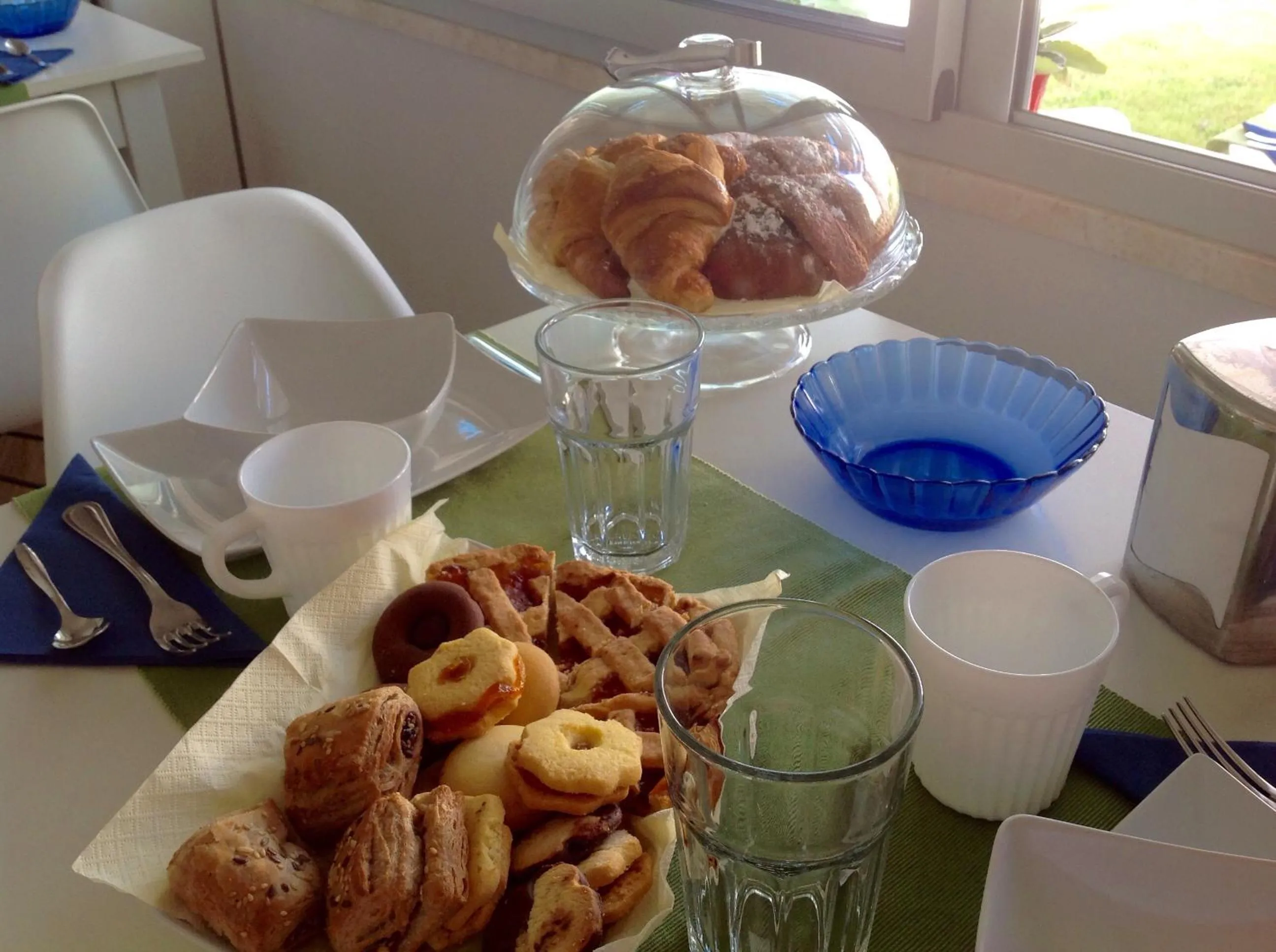 Breakfast in City Garden Guest House