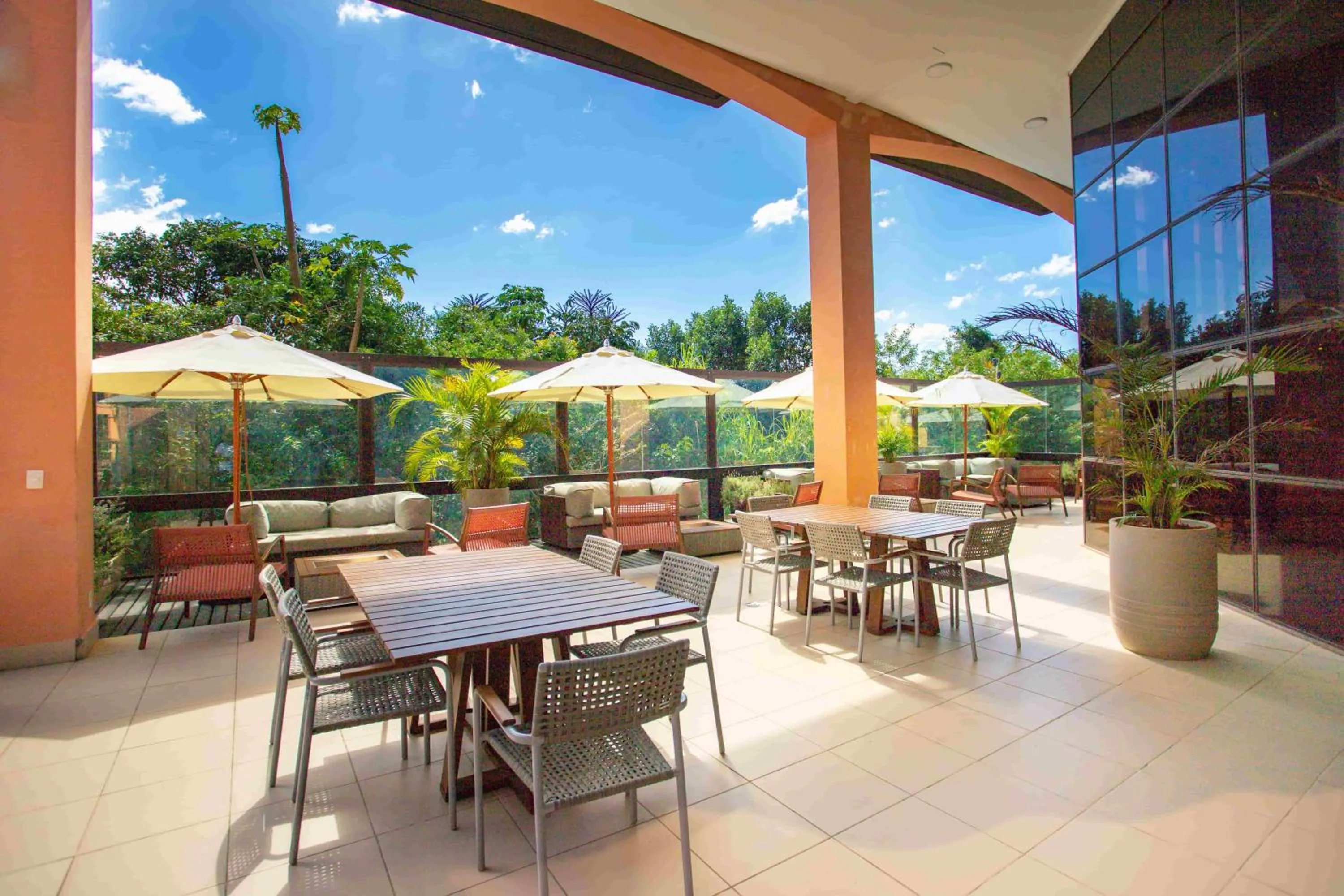 Restaurant/places to eat in Hotel Jurerê Beach Village - OFICIAL