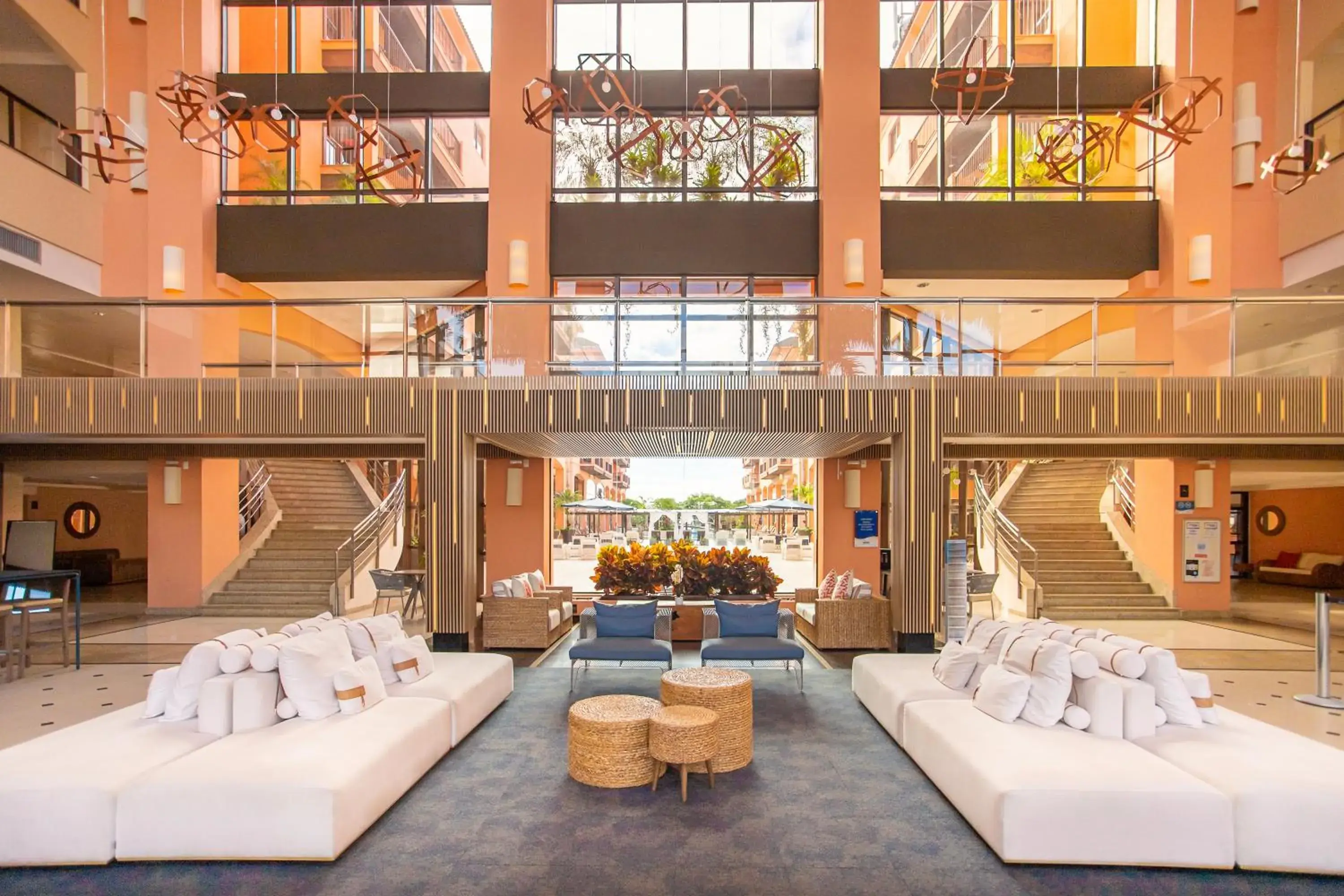 Lobby or reception in Hotel Jurerê Beach Village - OFICIAL Lobby or reception in Hotel Jurerê Beach Village - OFICIAL