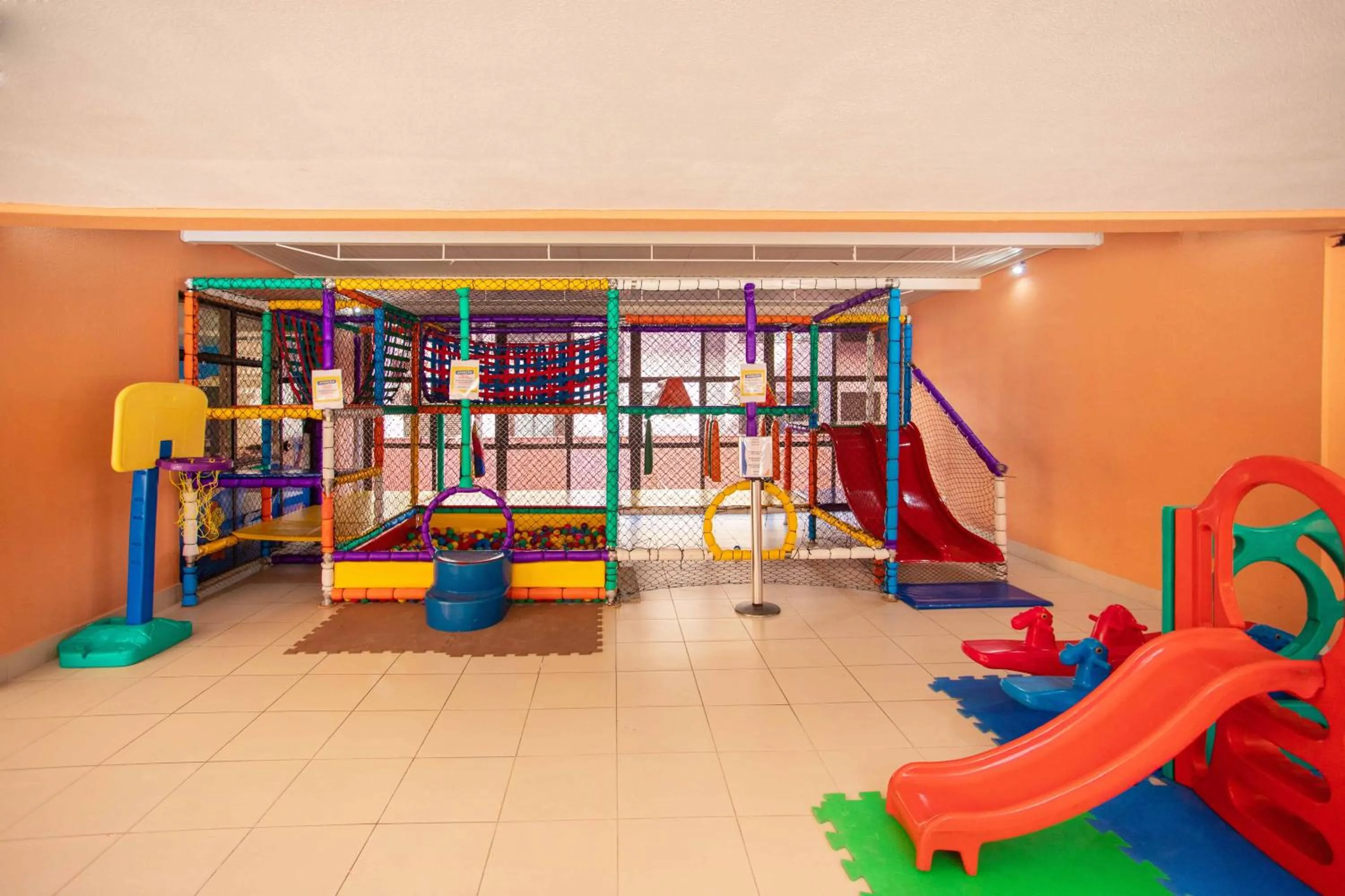 Entertainment in Hotel Jurerê Beach Village - OFICIAL