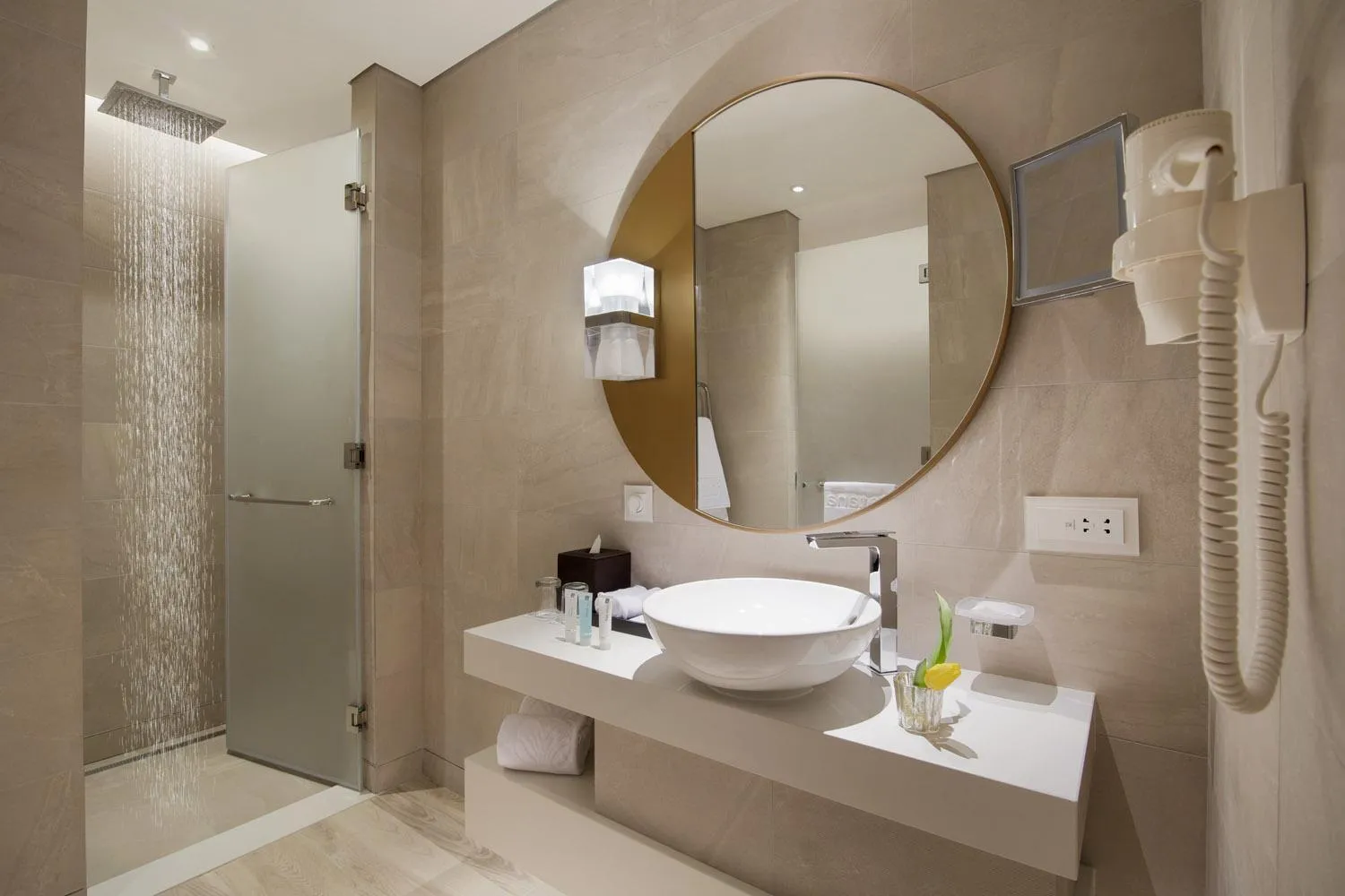 Toilet in Al Bandar Arjaan by Rotana – Dubai Creek