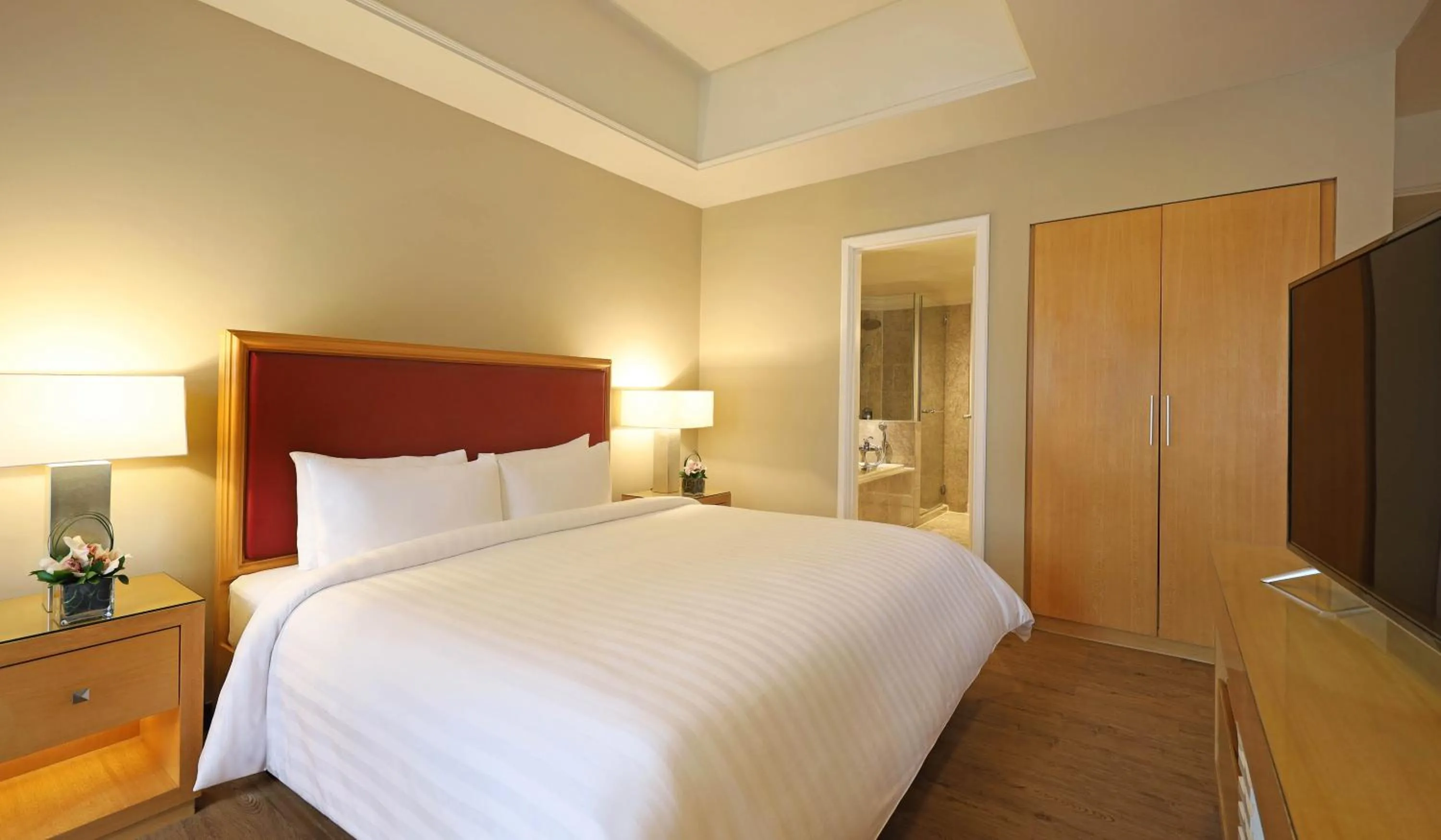 Bedroom, Bed in Berjaya Times Square Hotel, Kuala Lumpur