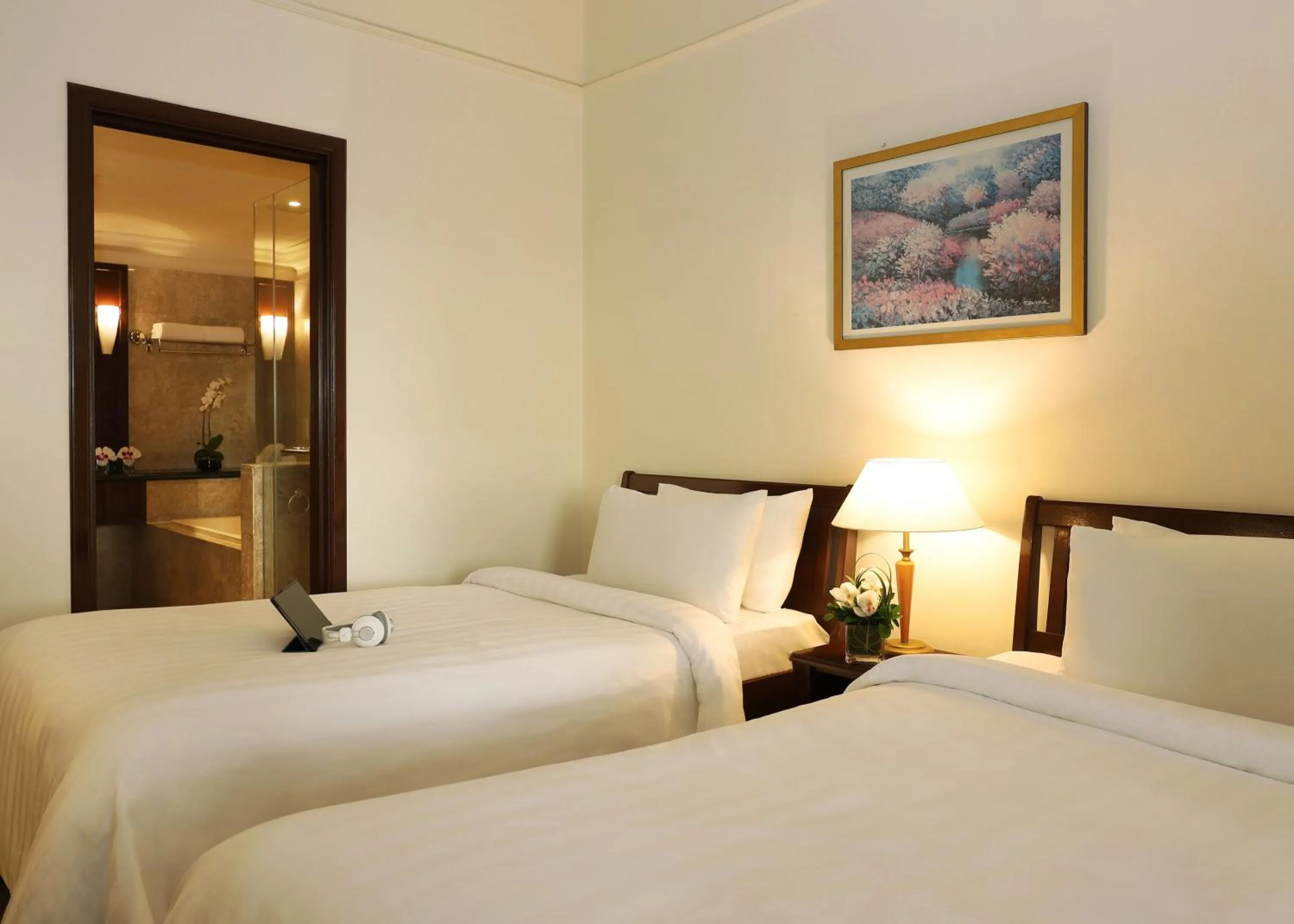 Bedroom, Bed in Berjaya Times Square Hotel, Kuala Lumpur