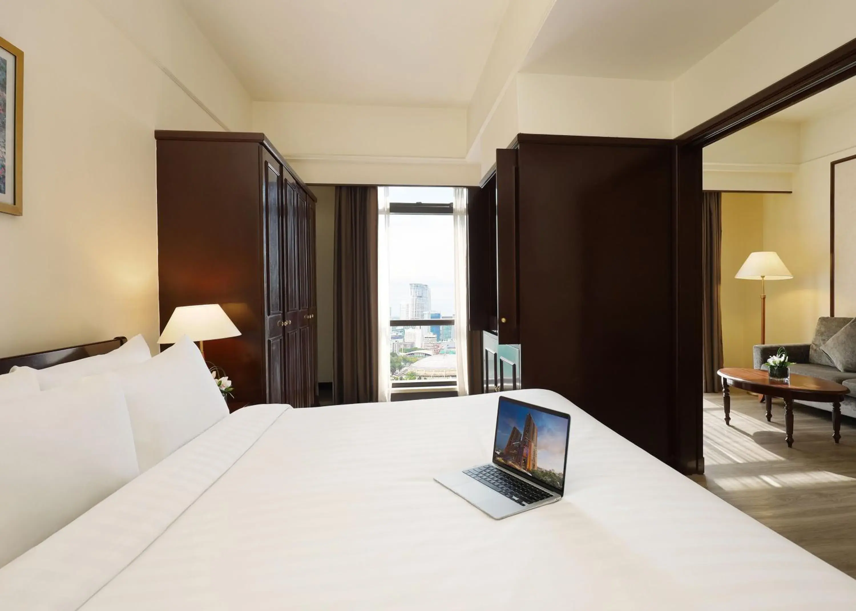 Bedroom, Bed in Berjaya Times Square Hotel, Kuala Lumpur Bedroom, Bed in Berjaya Times Square Hotel, Kuala Lumpur