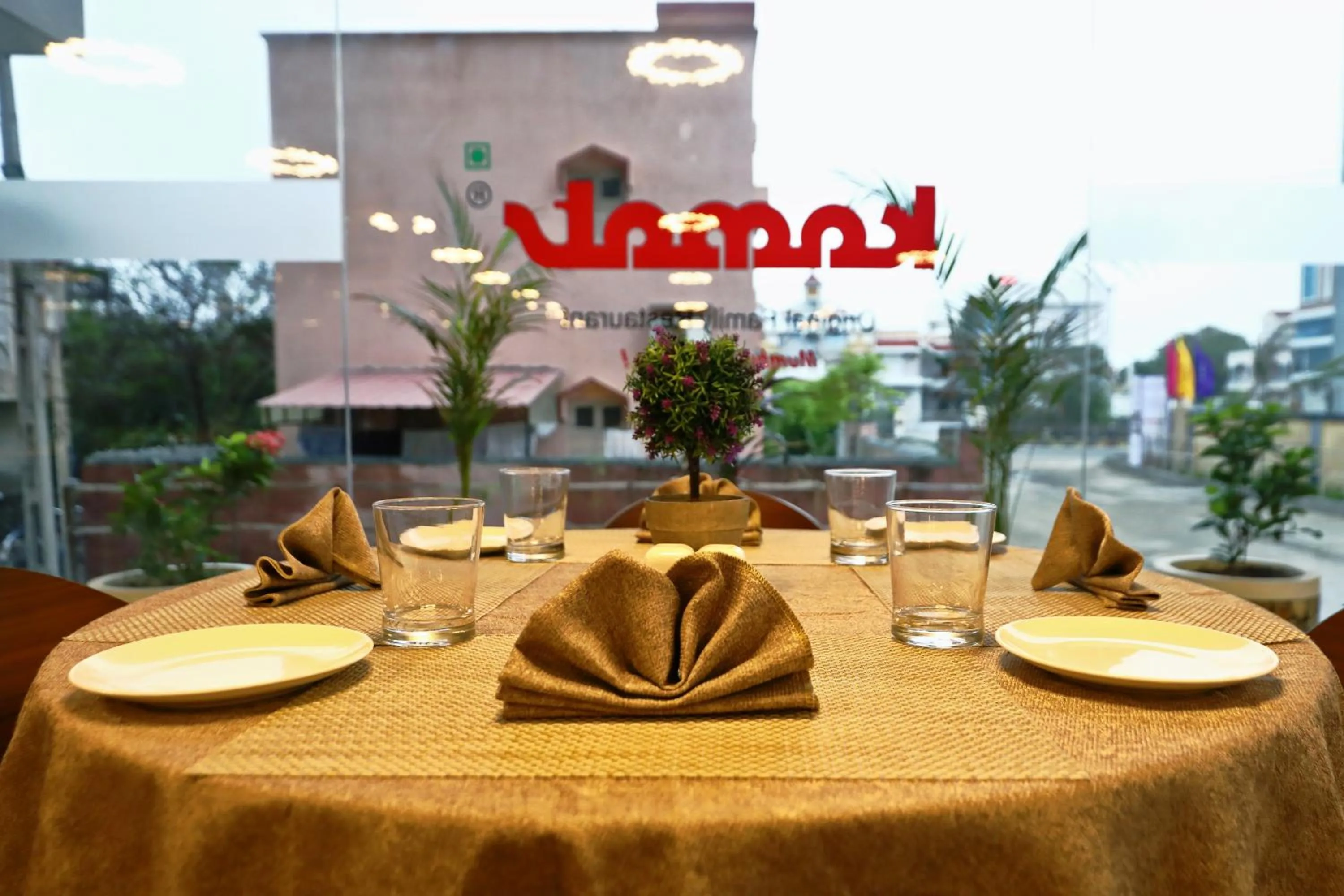 Restaurant/places to eat in VITS Devbhumi, Dwarka