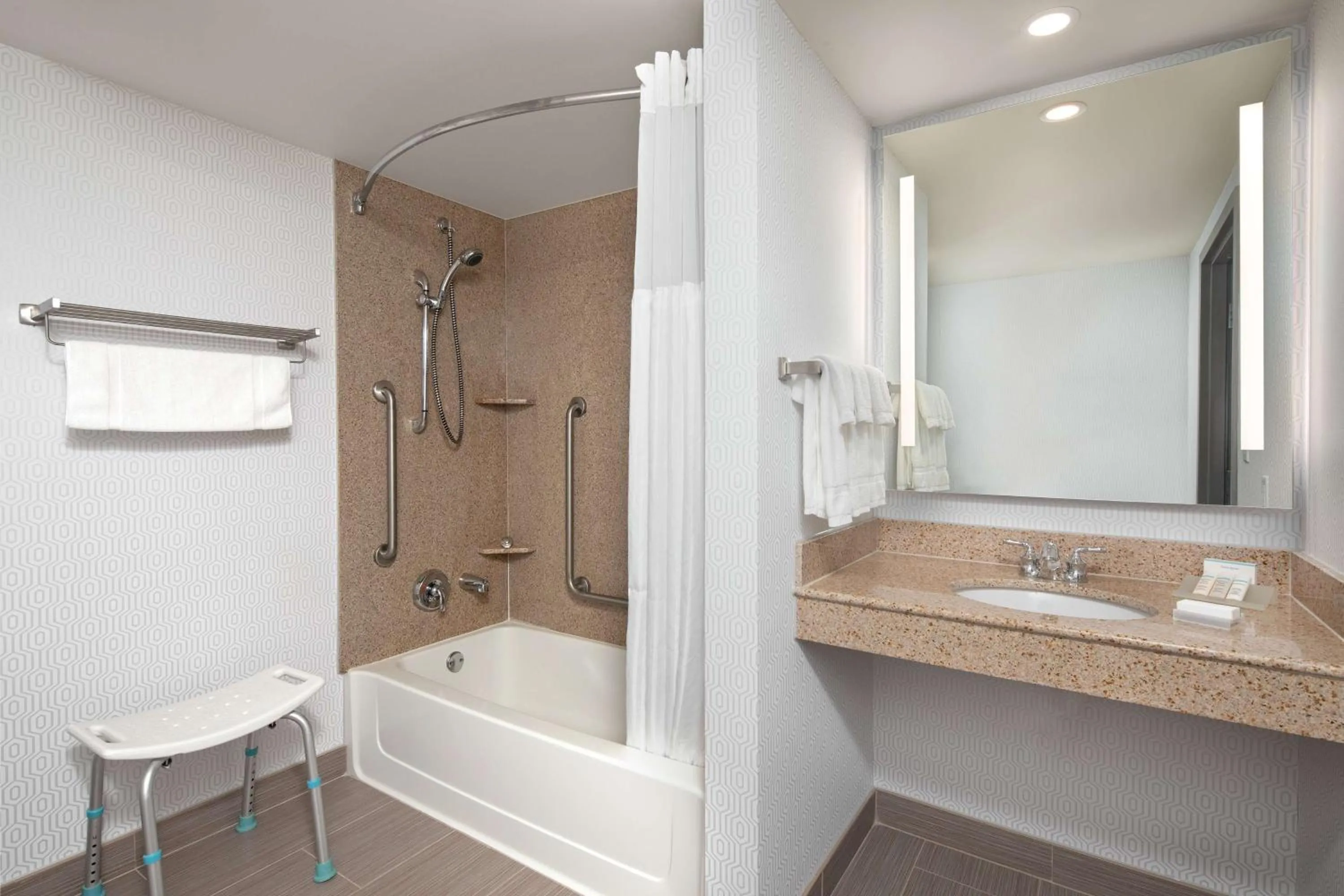 Shower in Hilton Garden Inn Halifax Airport