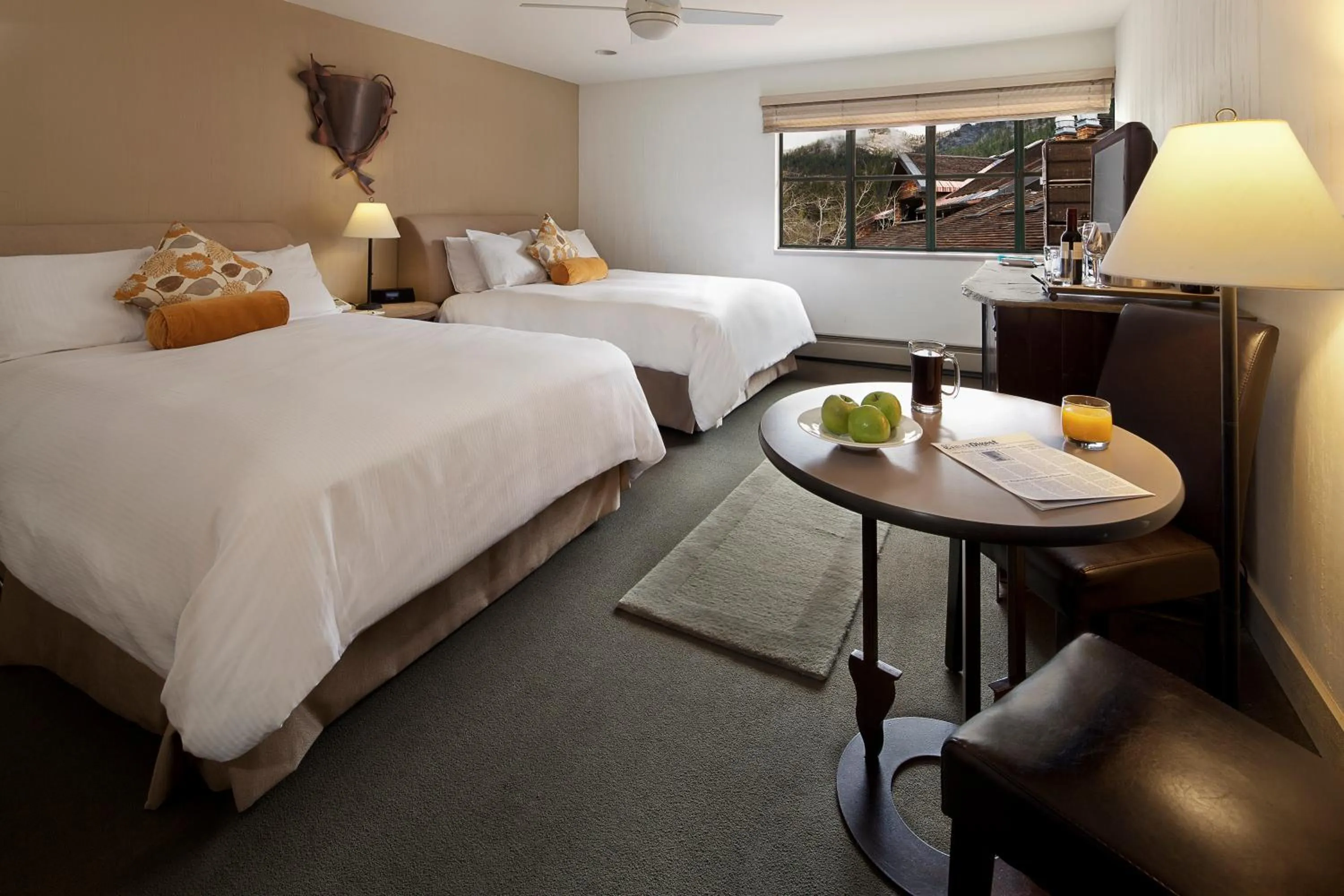 Photo of the whole room, Bed in PlumpJack Inn