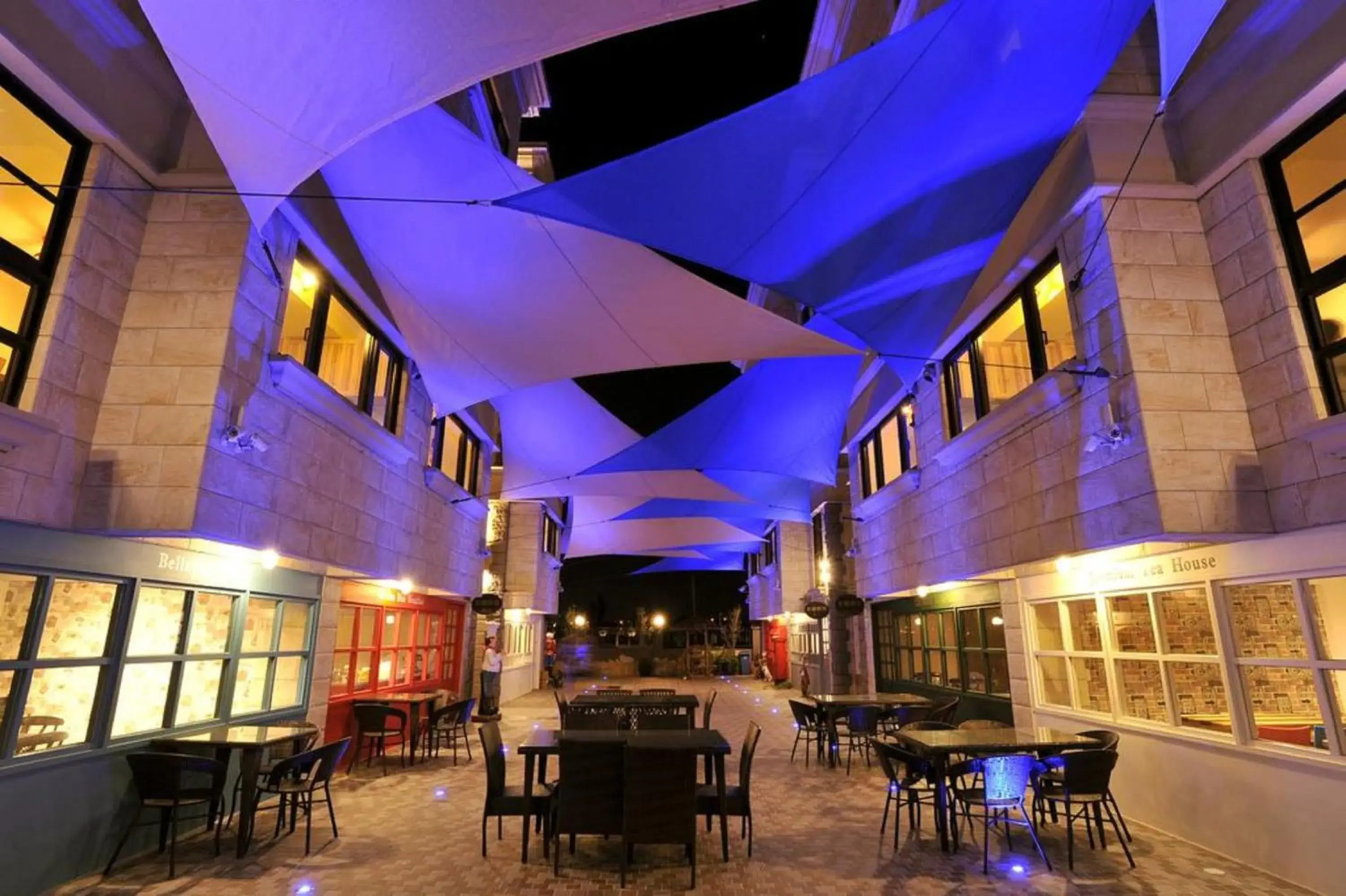 Facade/entrance in Milan Yilan Facade/entrance in Milan Yilan