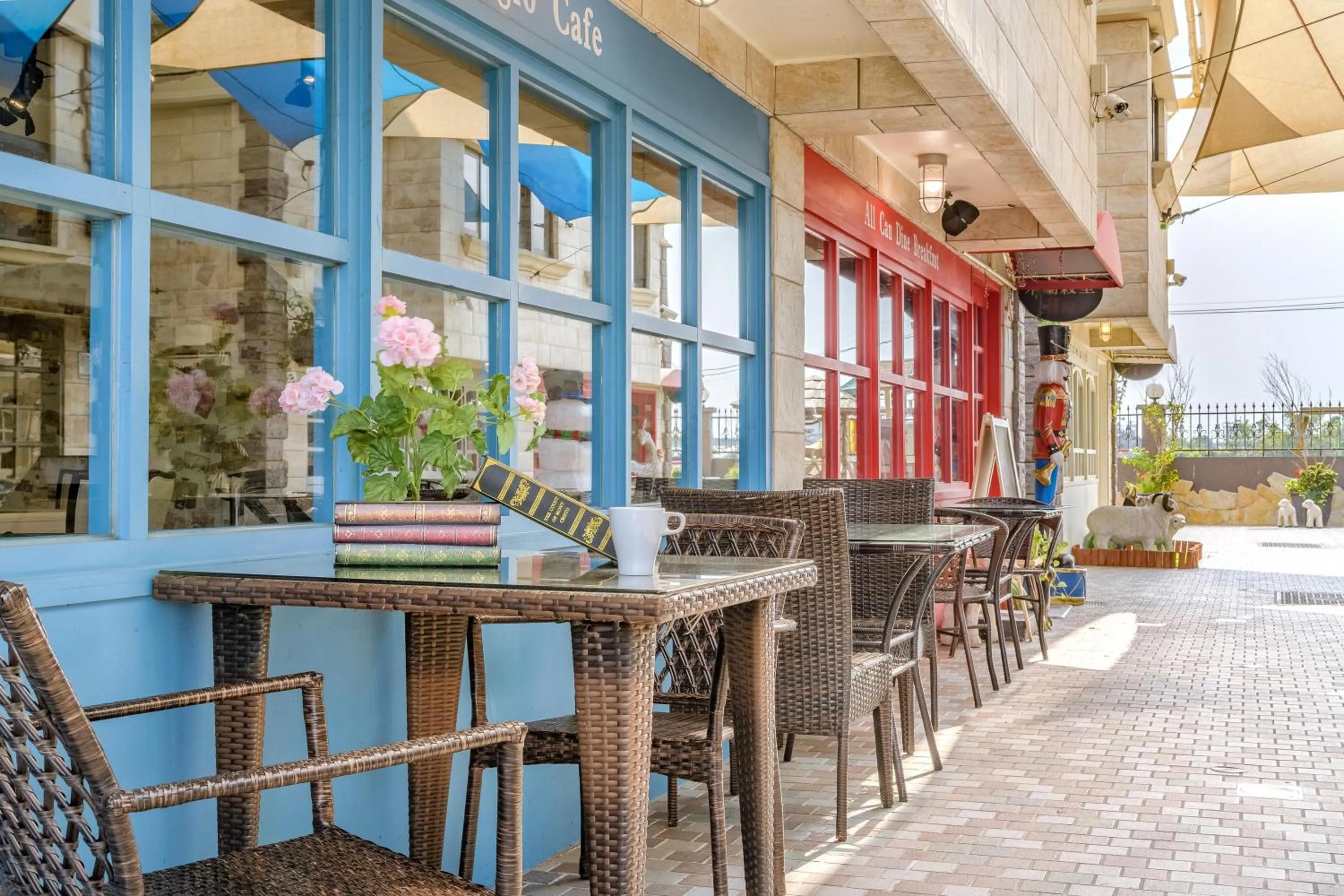 Facade/entrance in Milan Yilan