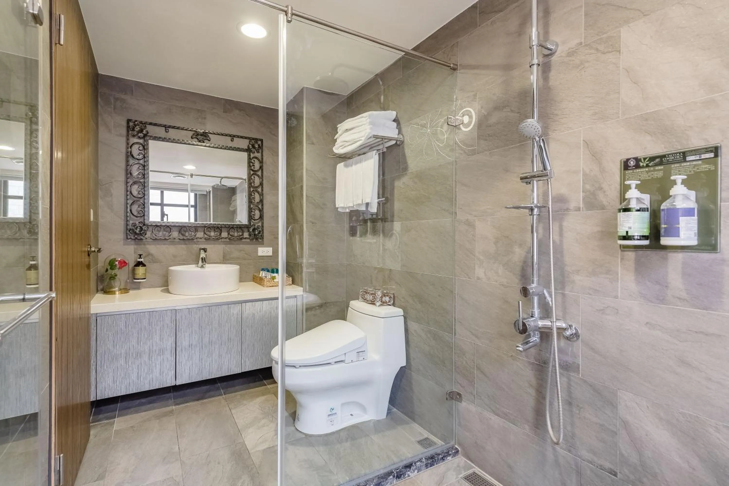 Bathroom in Milan Yilan