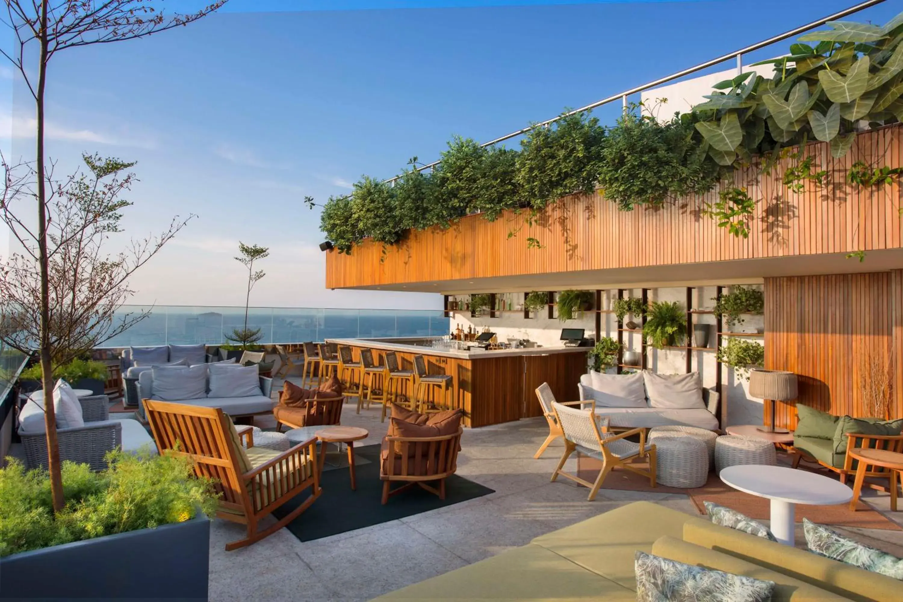 Lounge or bar in Hilton Copacabana Rio de Janeiro Lounge or bar in Hilton Copacabana Rio de Janeiro