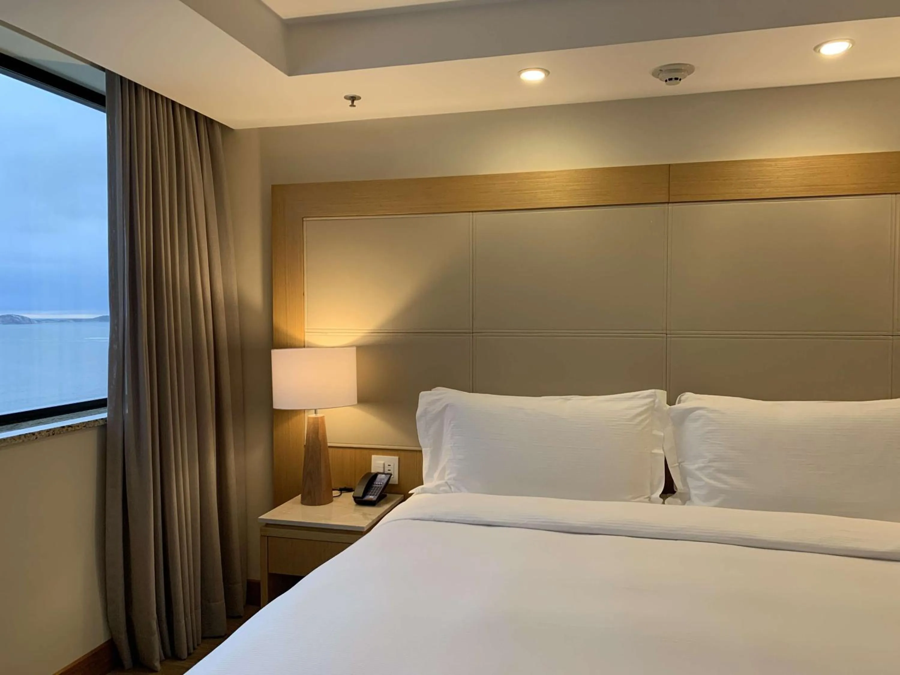 Bed in Hilton Copacabana Rio de Janeiro