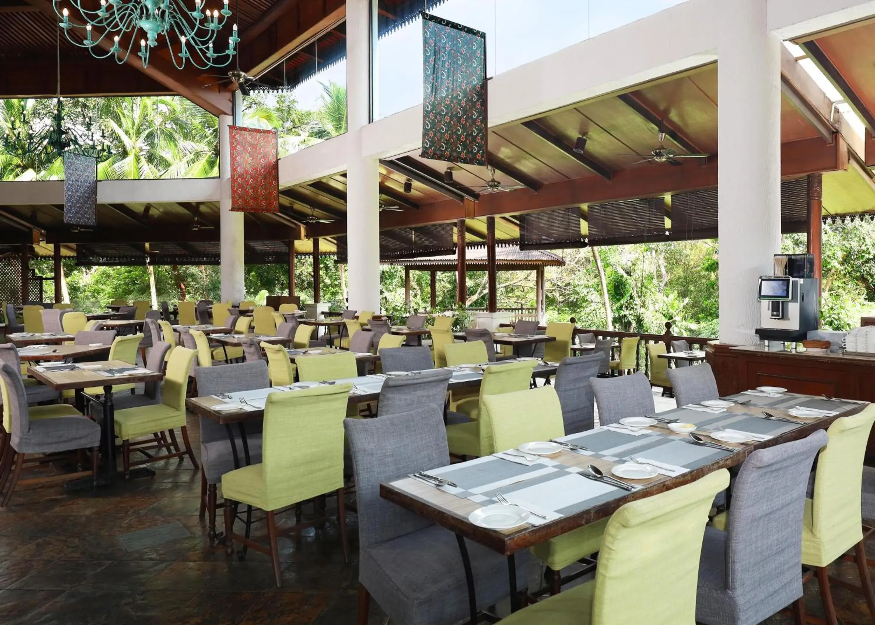 Restaurant/places to eat in Berjaya Langkawi Resort Restaurant/places to eat in Berjaya Langkawi Resort