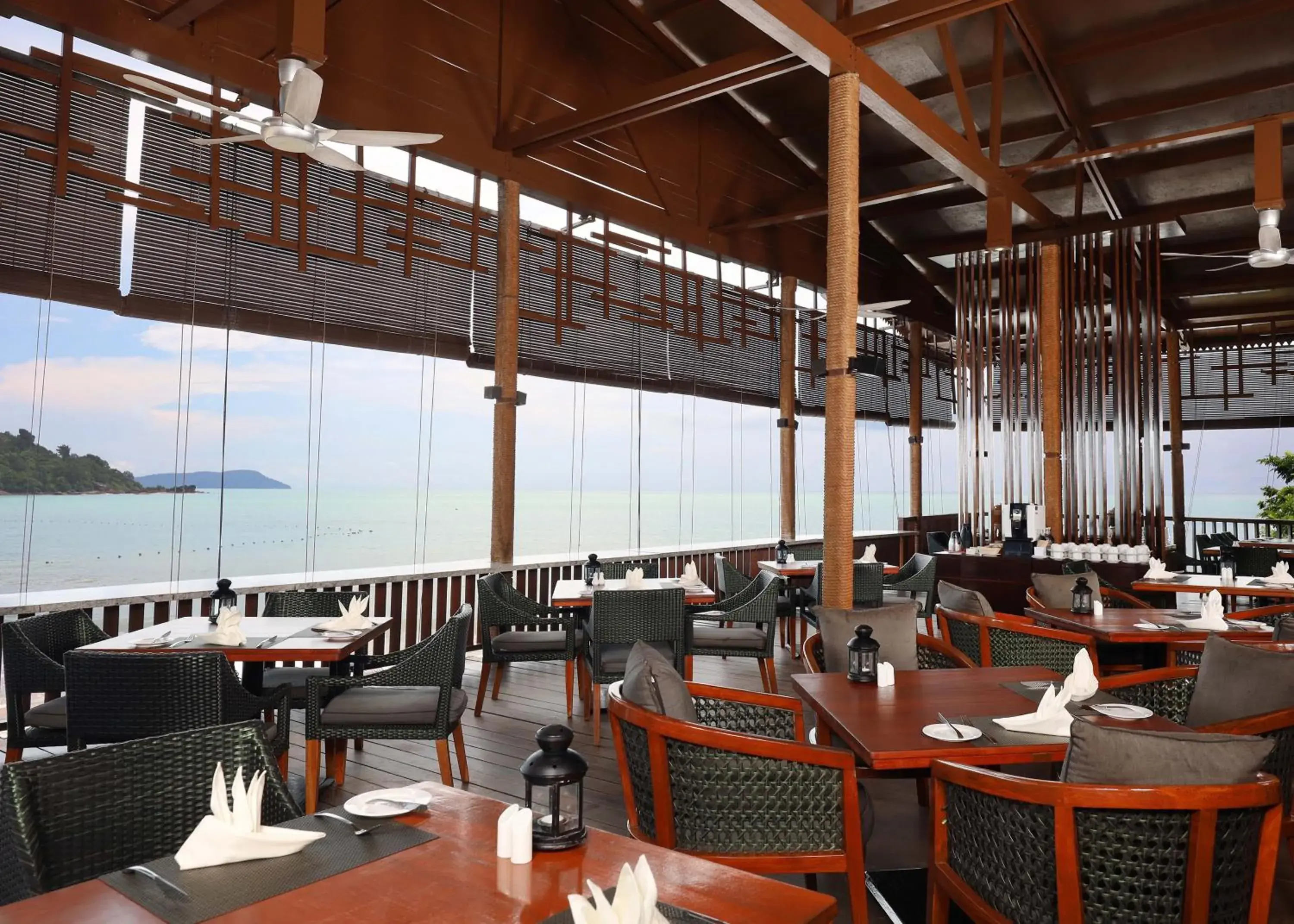 Restaurant/places to eat in Berjaya Langkawi Resort Restaurant/places to eat in Berjaya Langkawi Resort