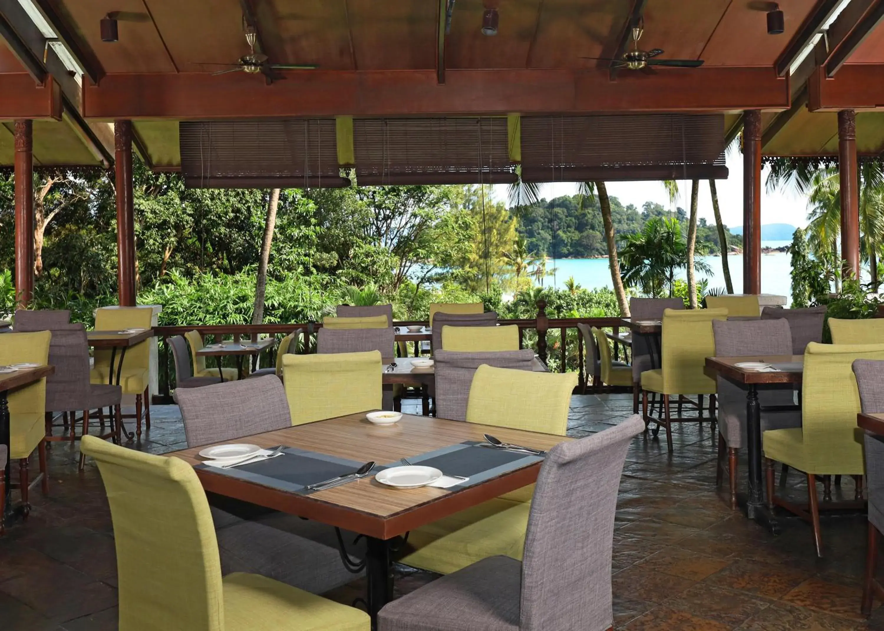 Restaurant/places to eat in Berjaya Langkawi Resort Restaurant/places to eat in Berjaya Langkawi Resort