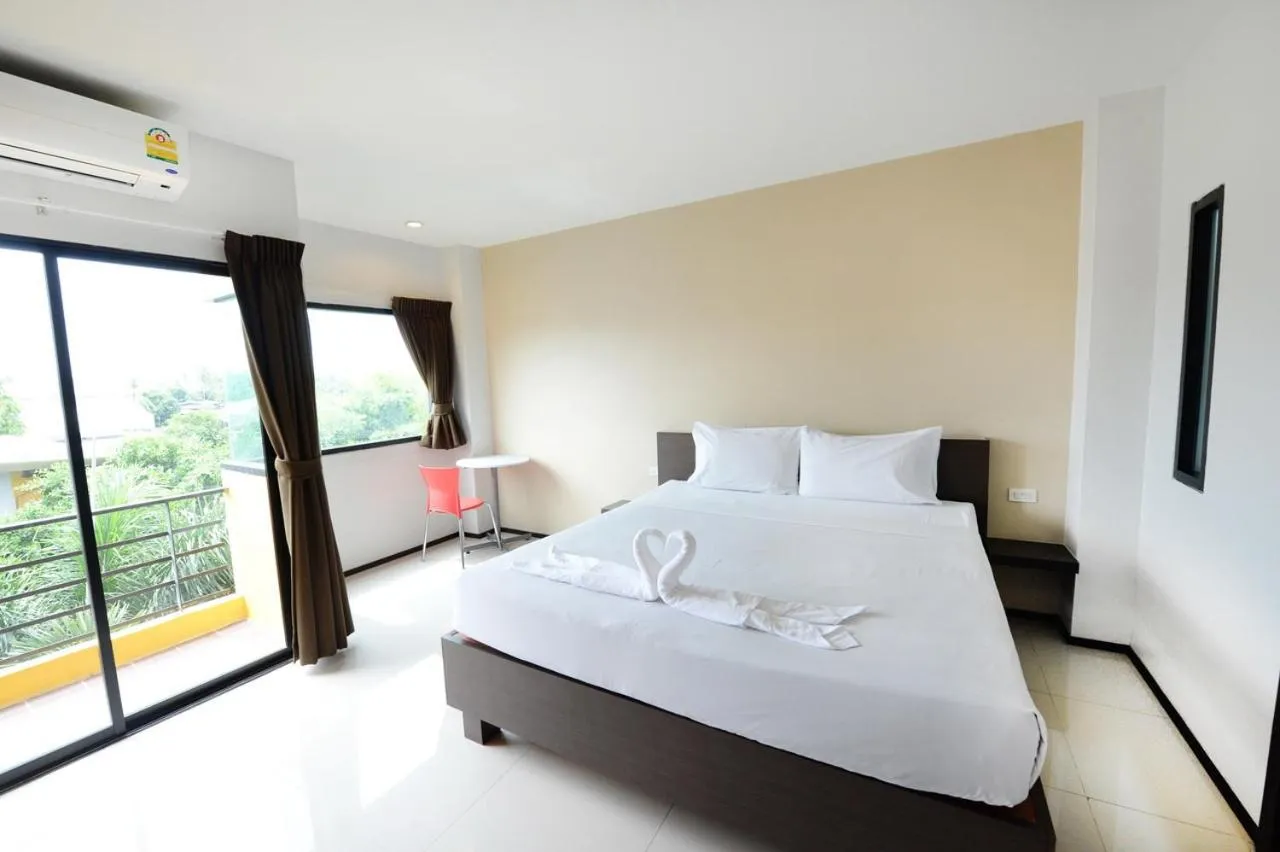 Bedroom, Bed in Paradise Resort