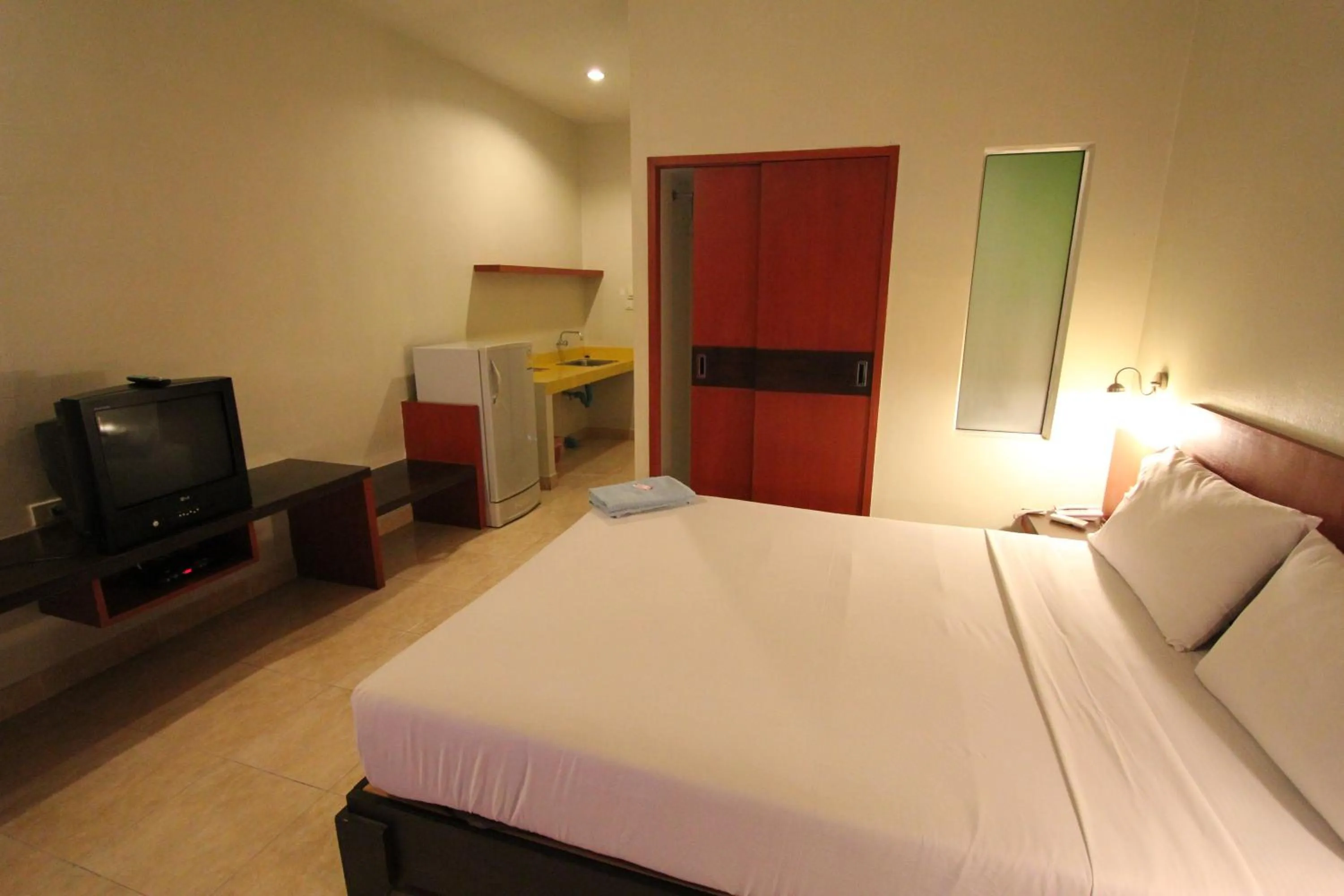 Bed in Paradise Resort