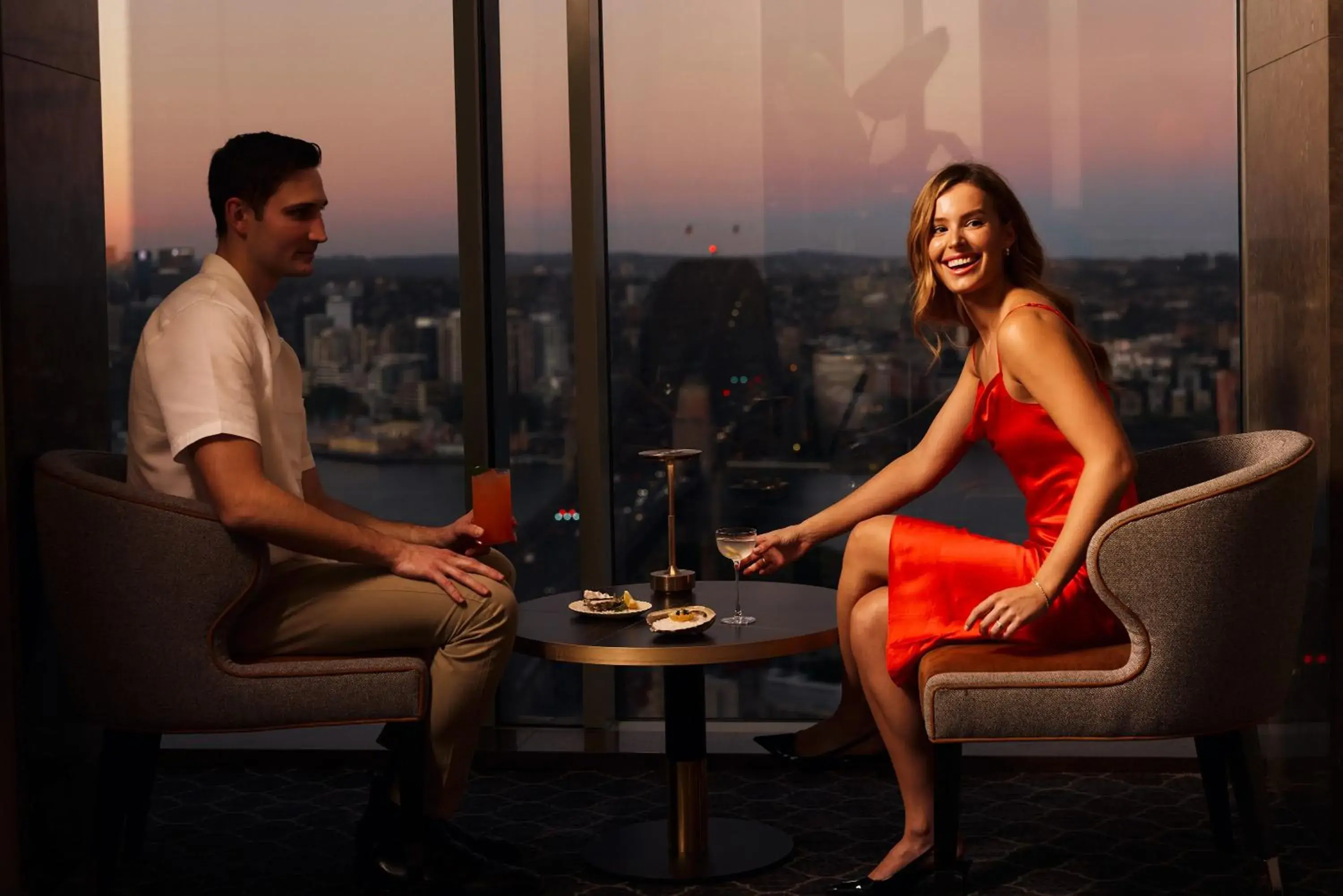 Lounge or bar in Shangri-La Sydney Lounge or bar in Shangri-La Sydney