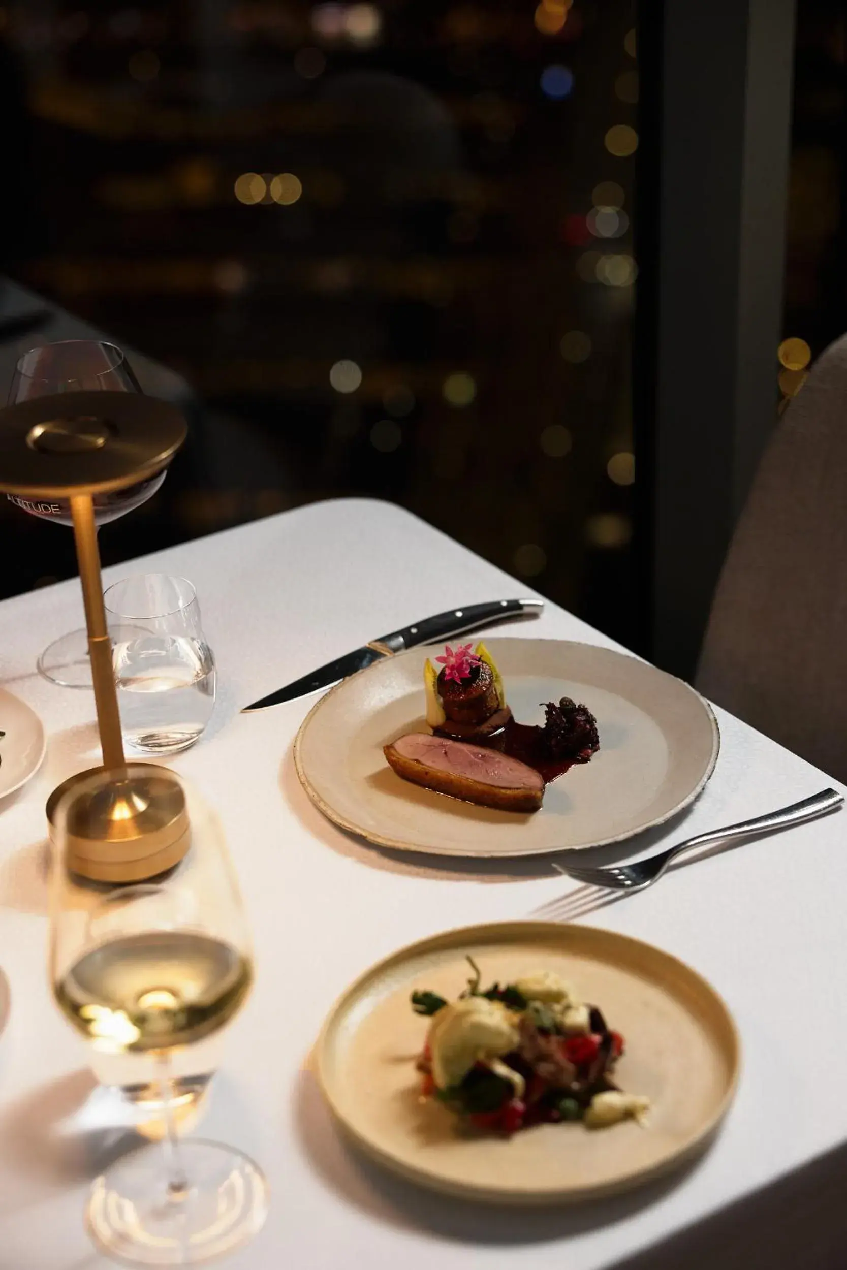 Restaurant/places to eat in Shangri-La Sydney Restaurant/places to eat in Shangri-La Sydney