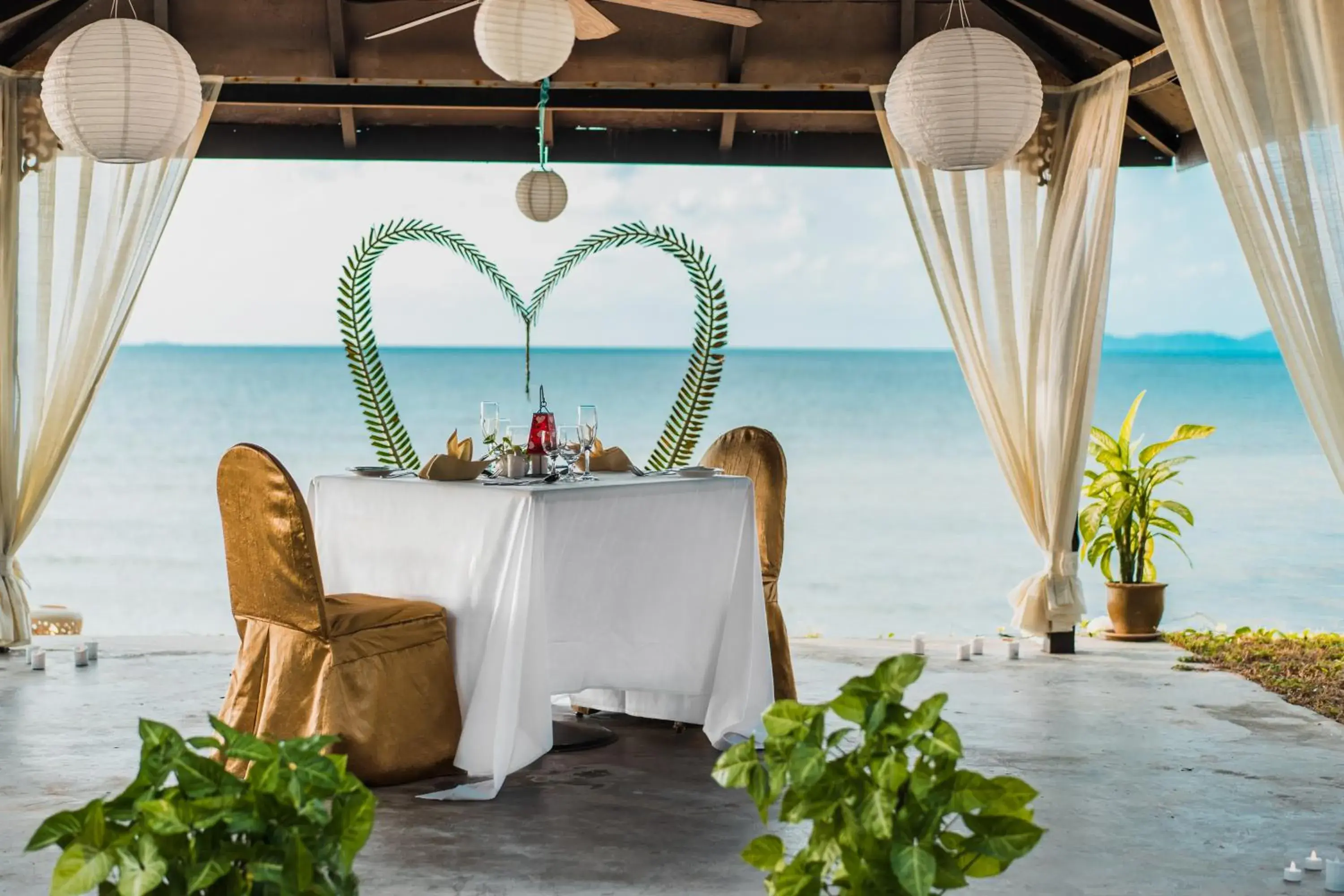 Restaurant/places to eat in Berjaya Tioman Resort Restaurant/places to eat in Berjaya Tioman Resort