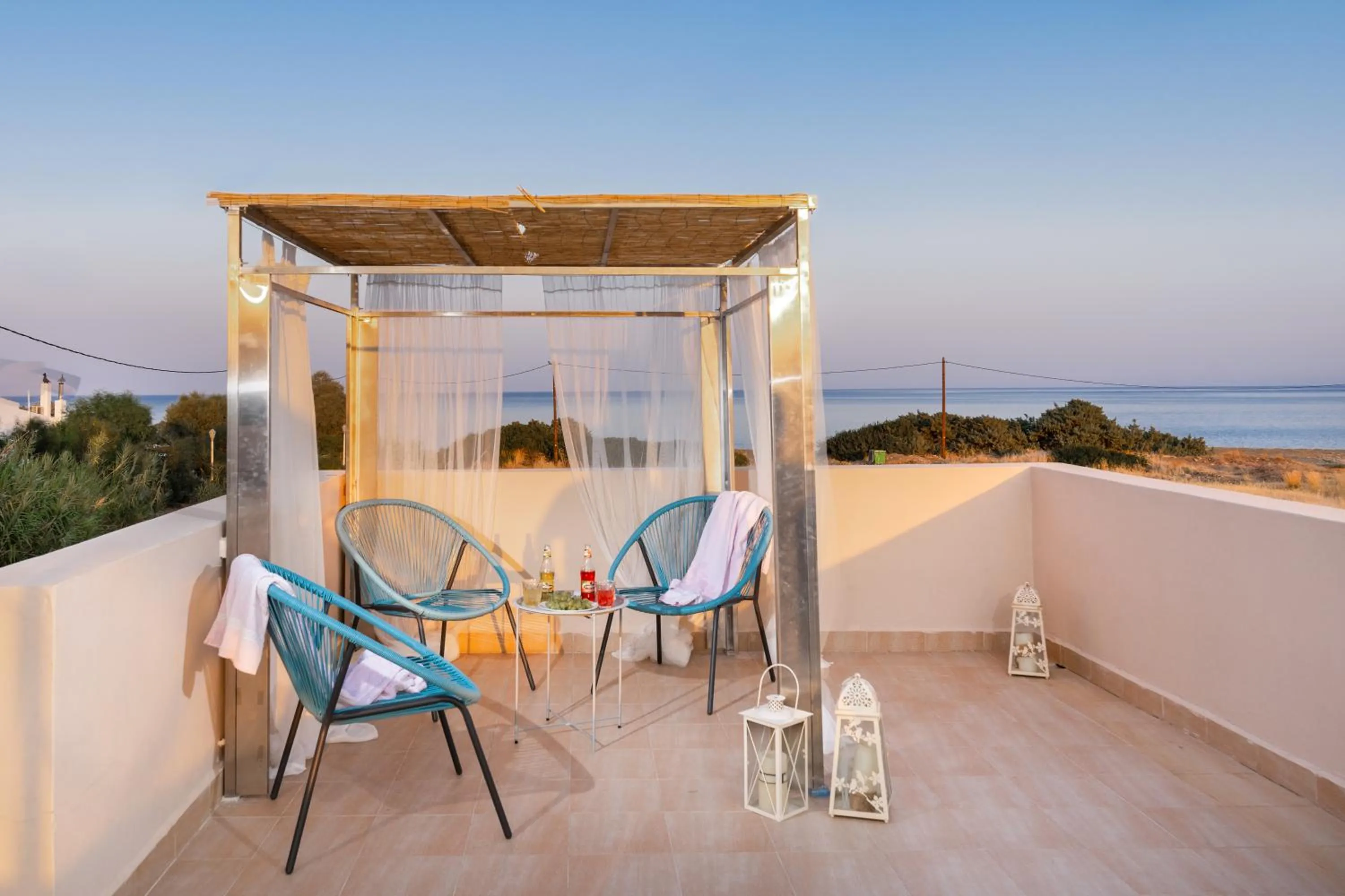 Gennadi Serenity House- beachfront villa with pool