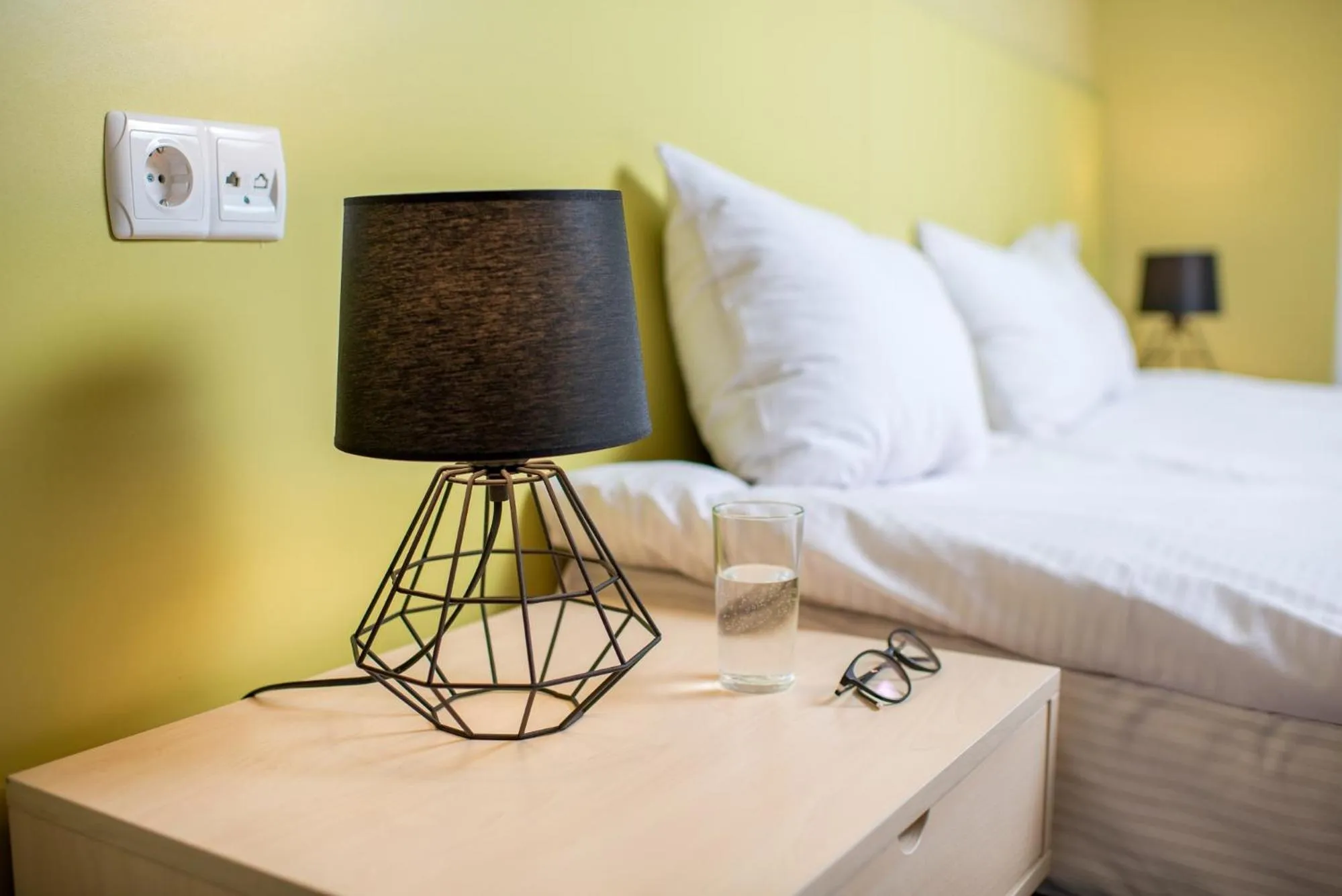 Photo of the whole room, Bed in Jam Hotel Hnatyuka