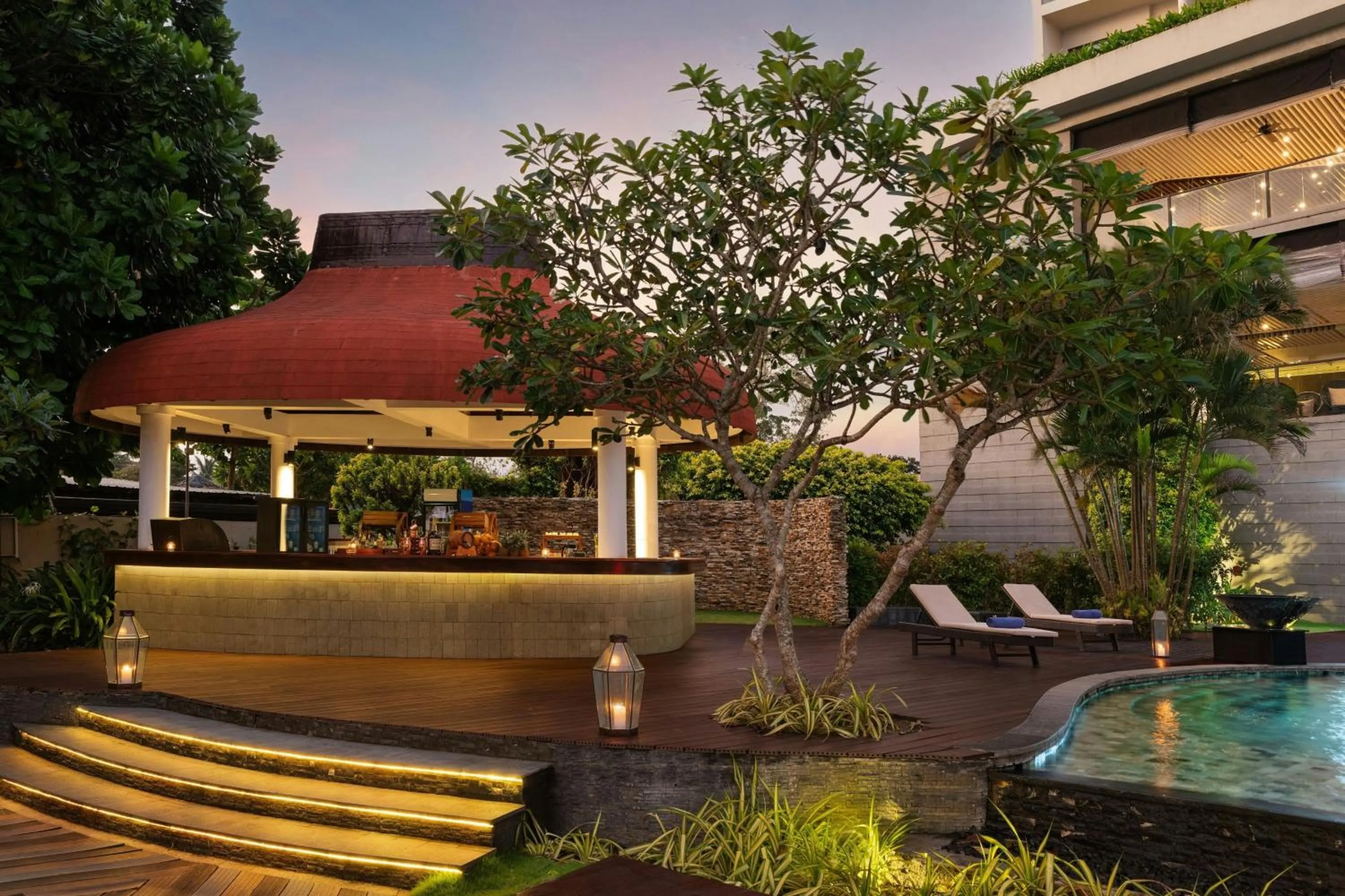 Swimming pool in Weligama Bay Marriott Resort & Spa