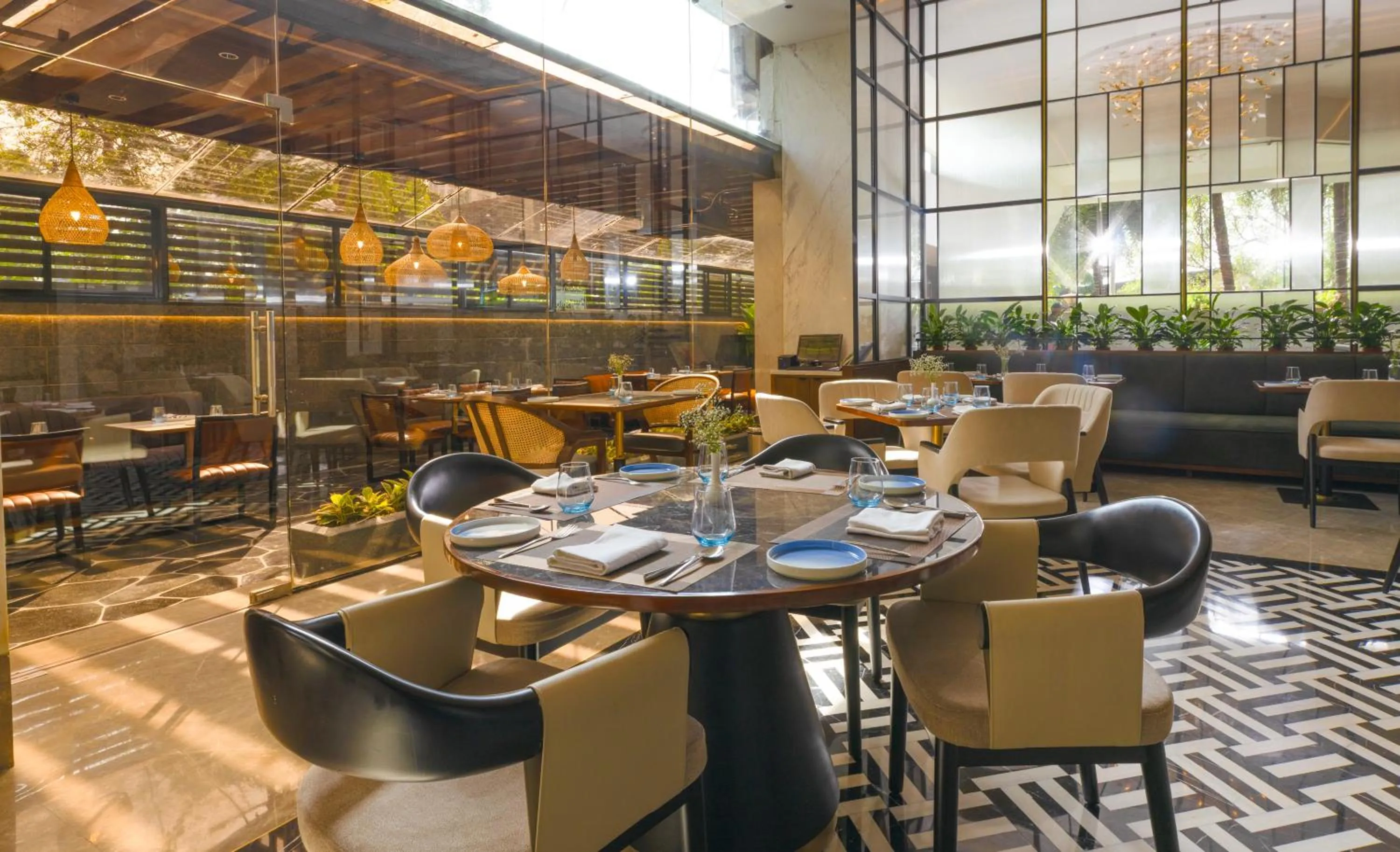 Restaurant/places to eat in Yogi Executive, Navi Mumbai