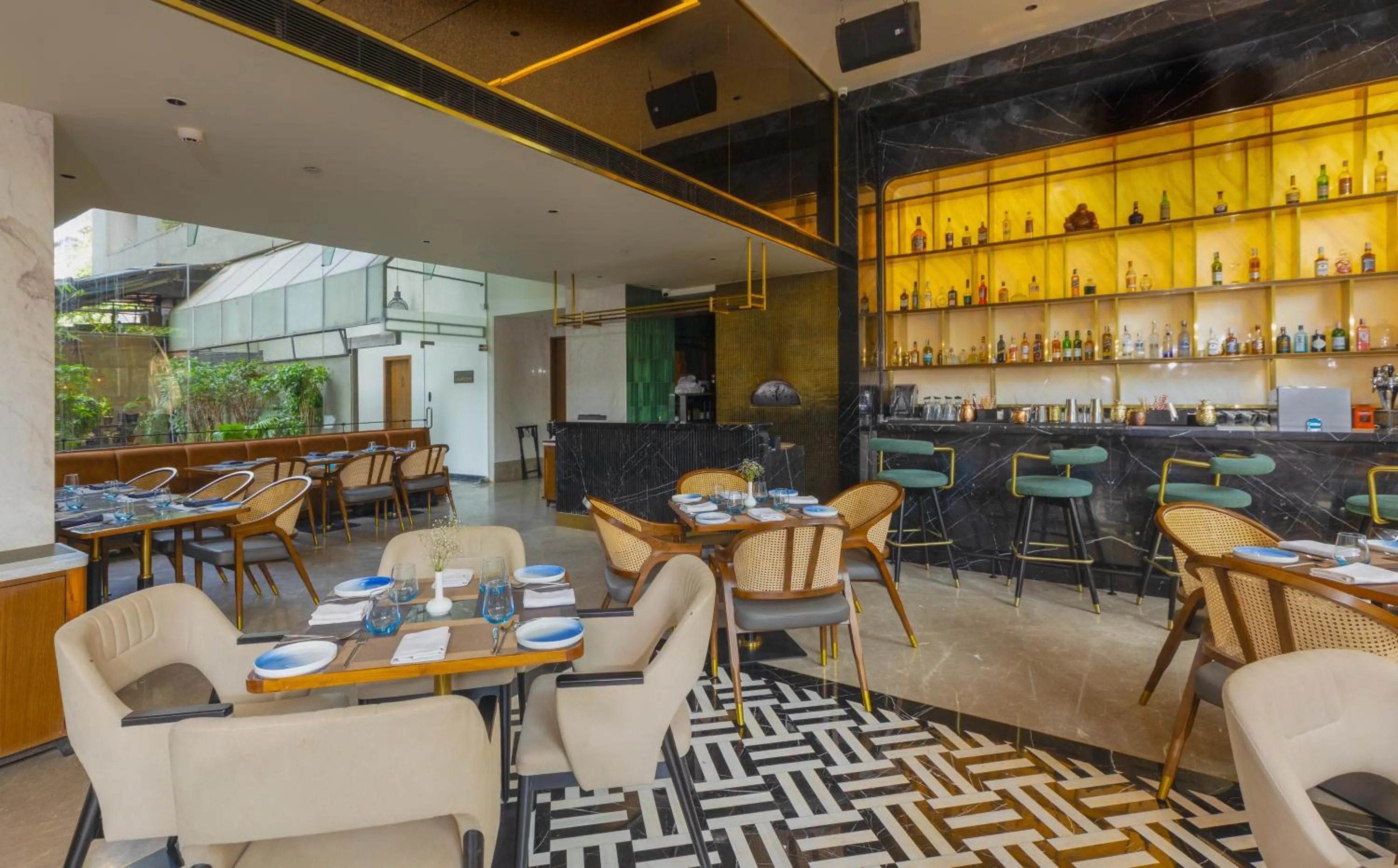 Restaurant/places to eat in Yogi Executive, Navi Mumbai