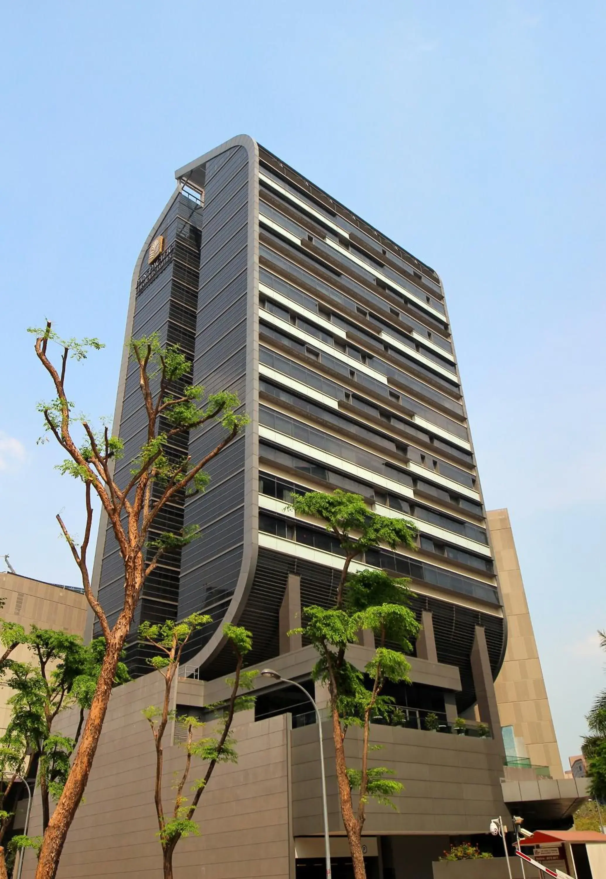 Property building in Pan Pacific Serviced Suites Orchard, Singapore Property building in Pan Pacific Serviced Suites Orchard, Singapore
