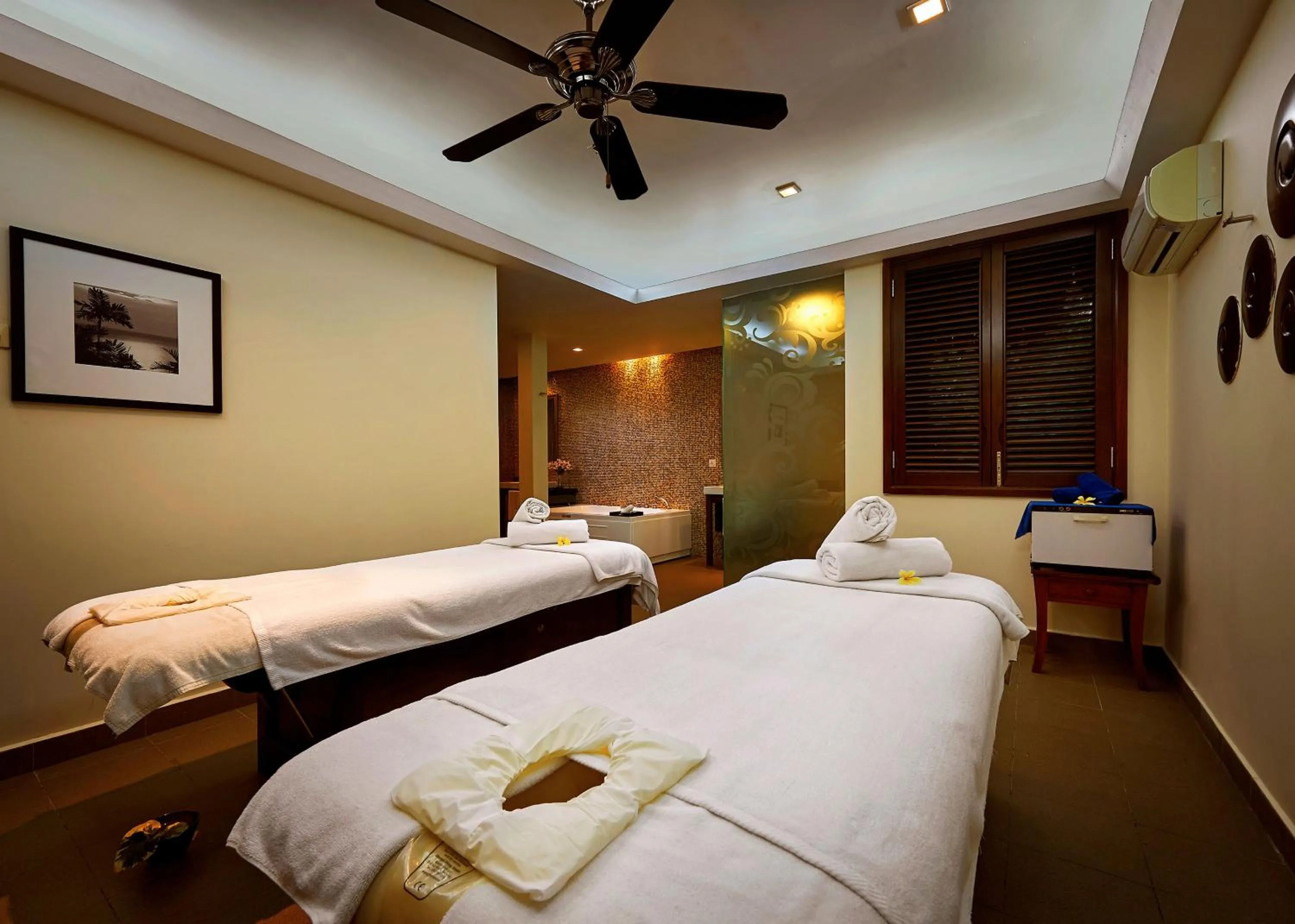 Spa and wellness centre/facilities, Bed in The Taaras Beach & Spa Resort