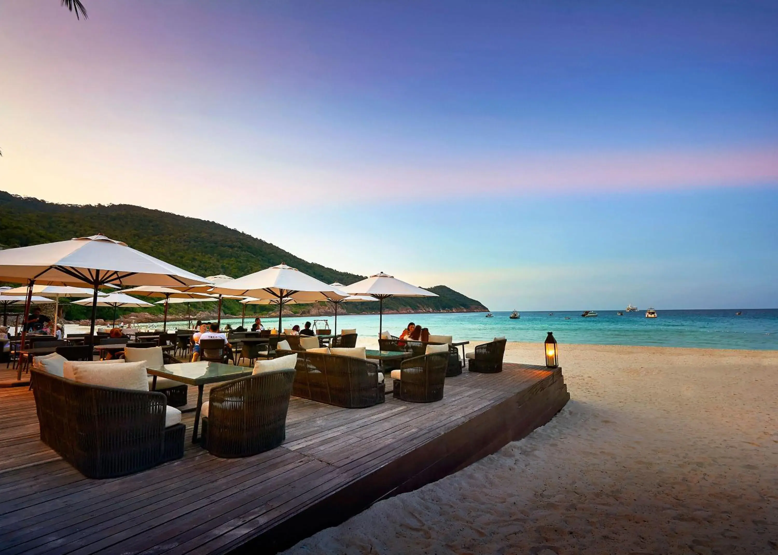 Lounge or bar in The Taaras Beach & Spa Resort Lounge or bar in The Taaras Beach & Spa Resort