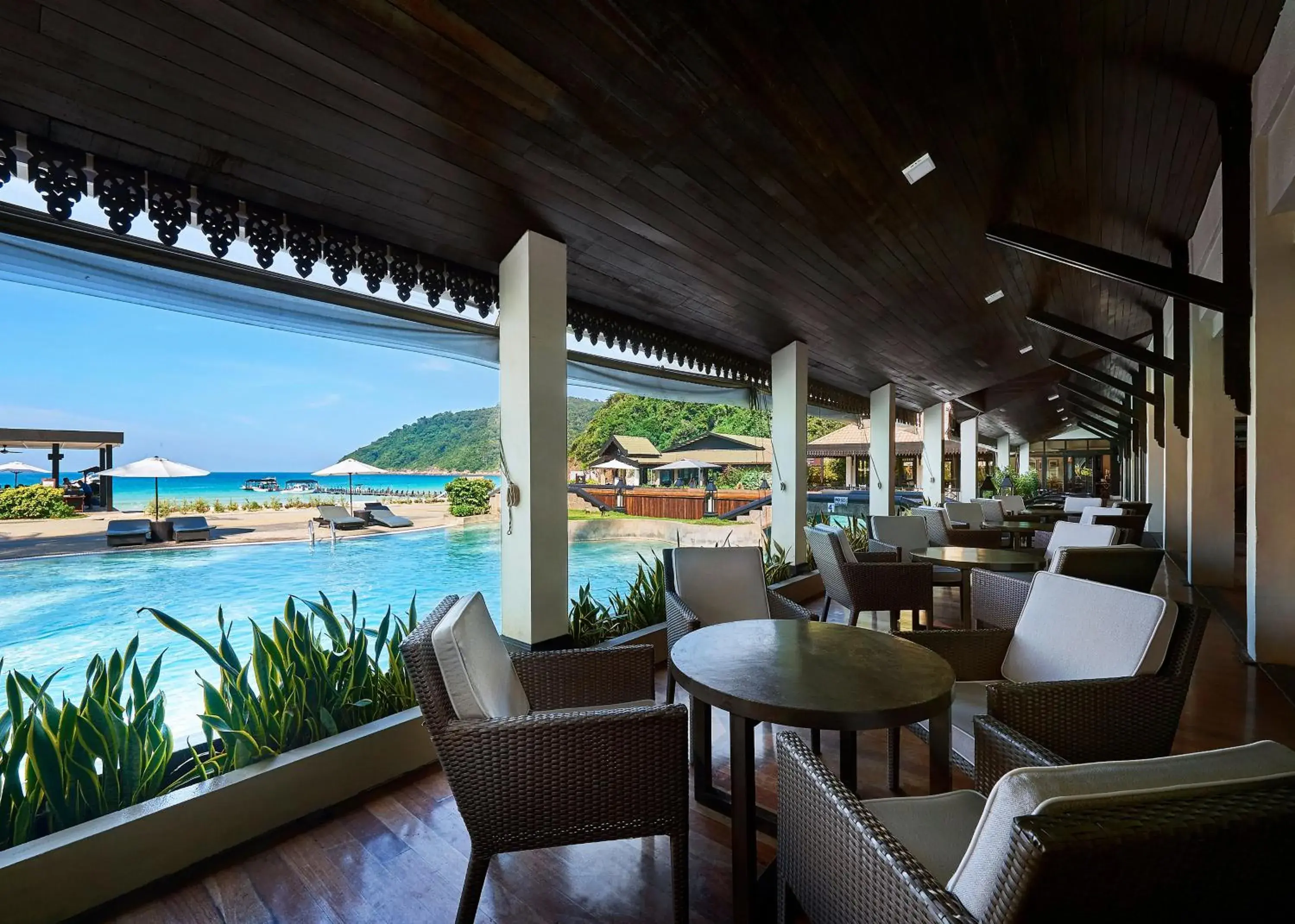 Lounge or bar in The Taaras Beach & Spa Resort Lounge or bar in The Taaras Beach & Spa Resort