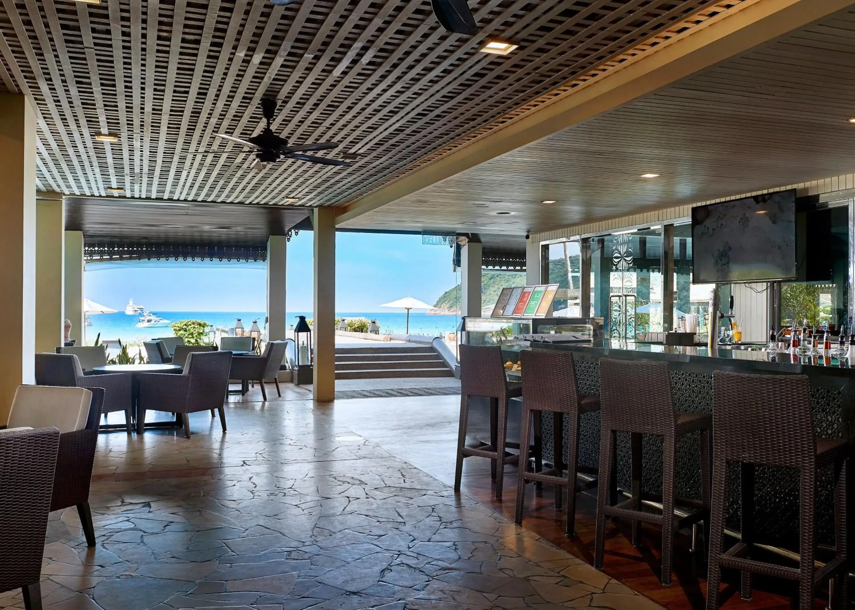 Lounge or bar in The Taaras Beach & Spa Resort Lounge or bar in The Taaras Beach & Spa Resort