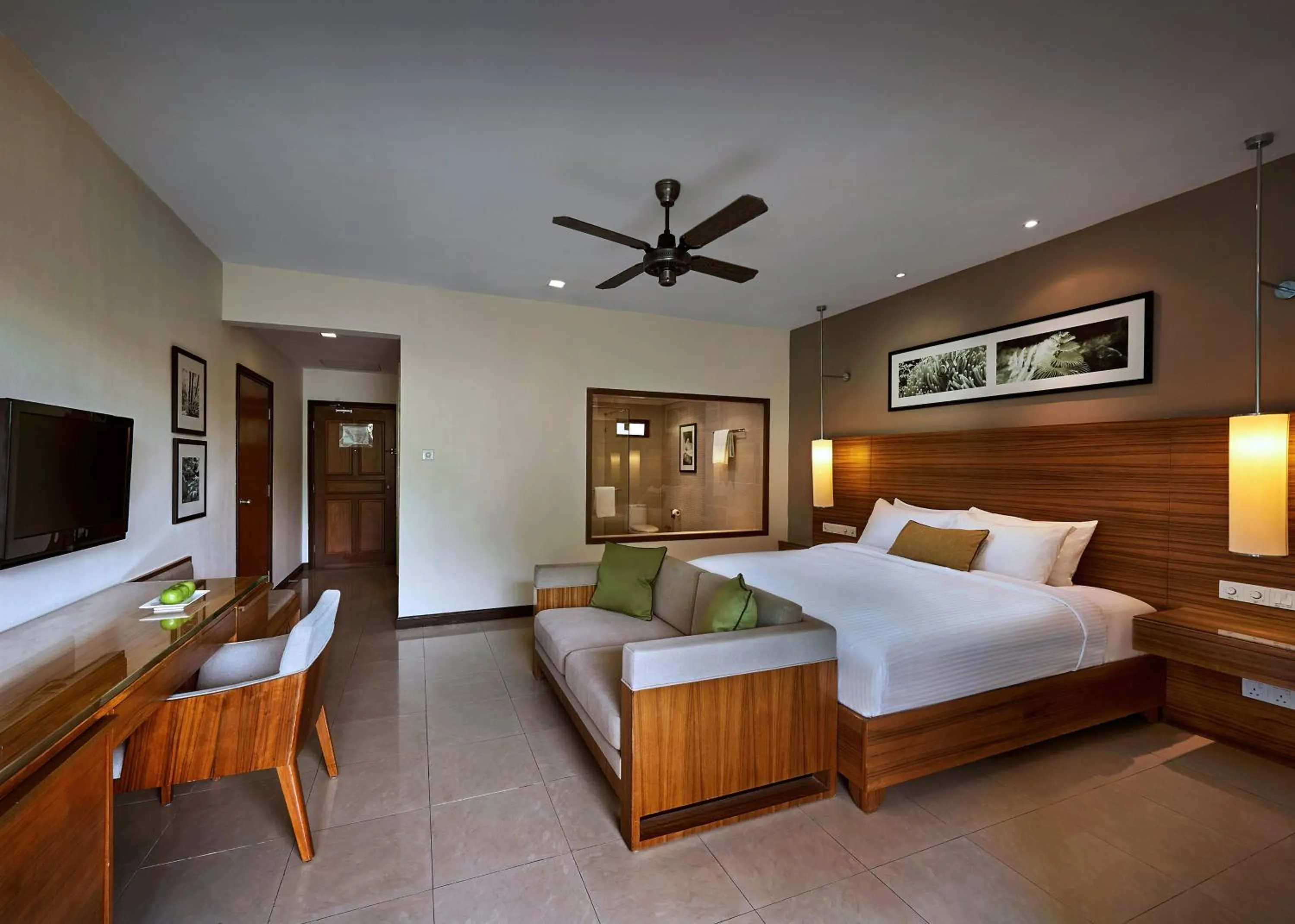 Bedroom, Bed in The Taaras Beach & Spa Resort