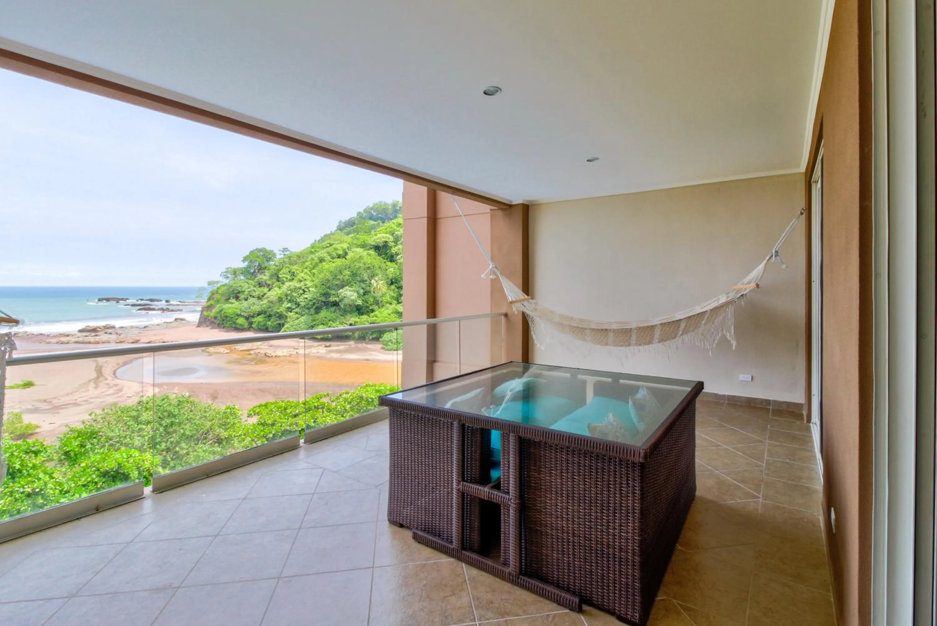 Breakwater Point 602