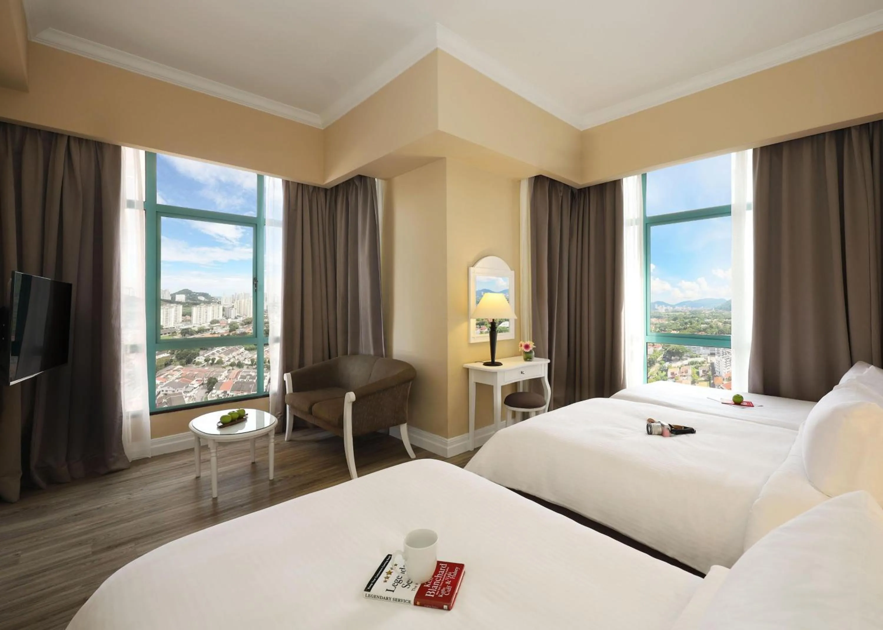 Photo of the whole room, Bed in Berjaya Penang Hotel