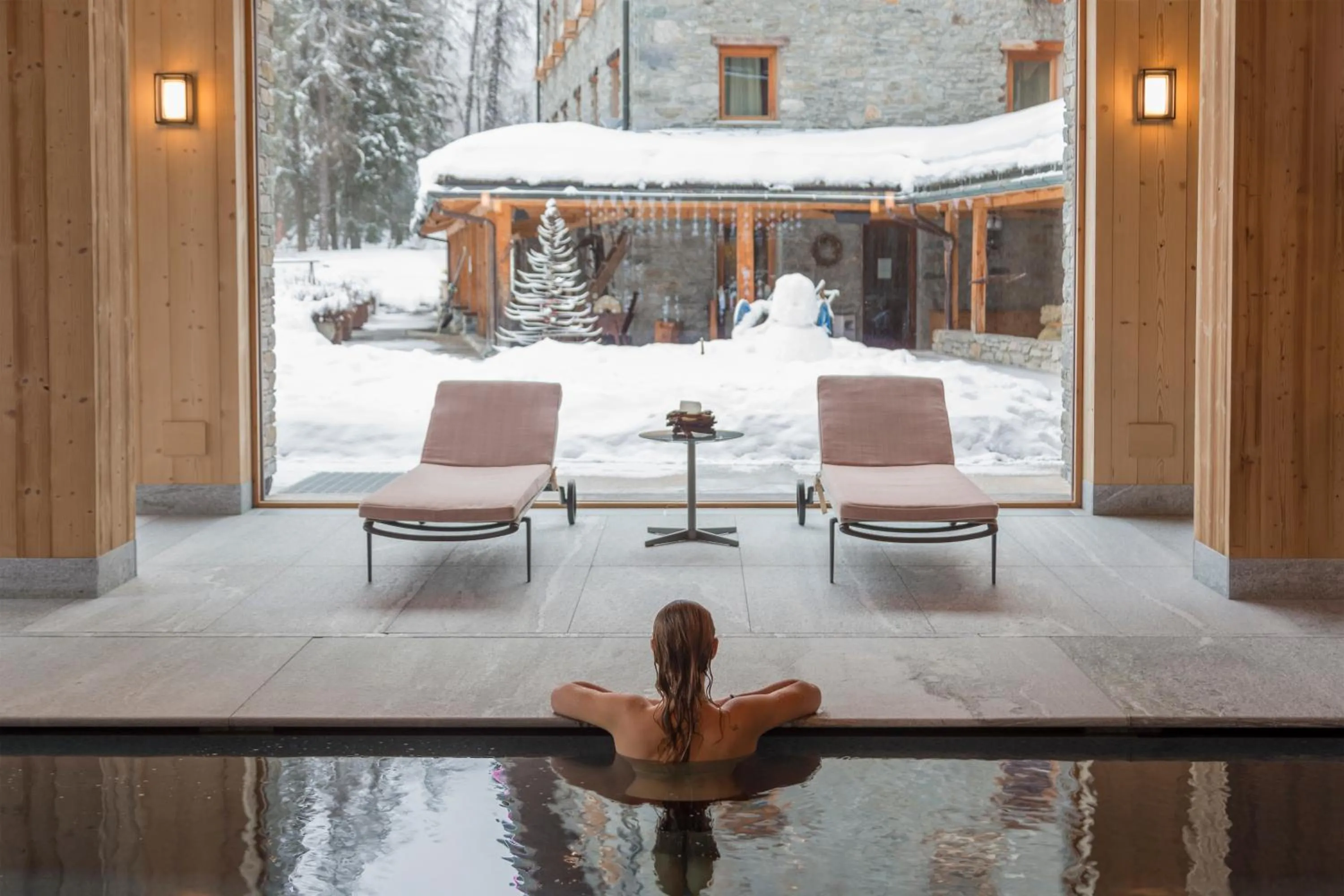 Swimming pool in Chalet Eden Eco Hotel, Restaurant & Wellness