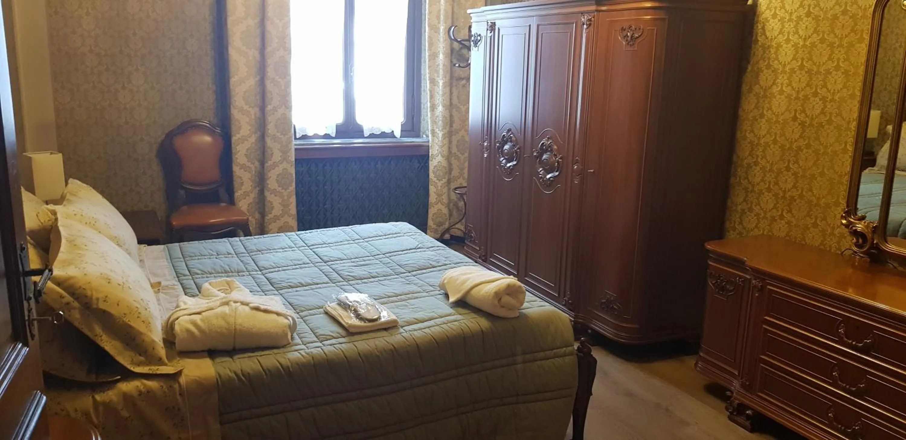 Bed in Bed & Breakfast OttoQuadri