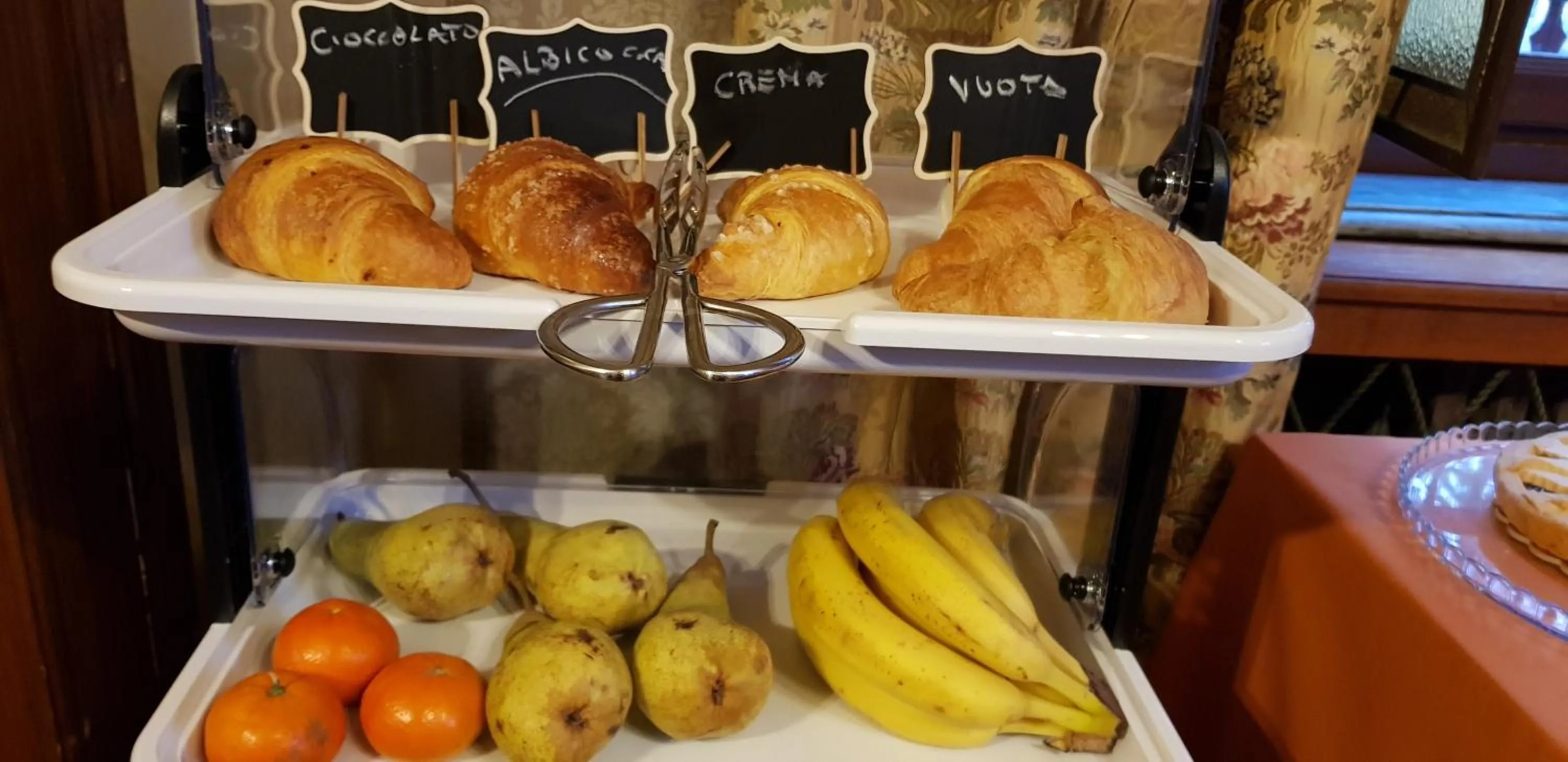 Food and drinks in Bed & Breakfast OttoQuadri