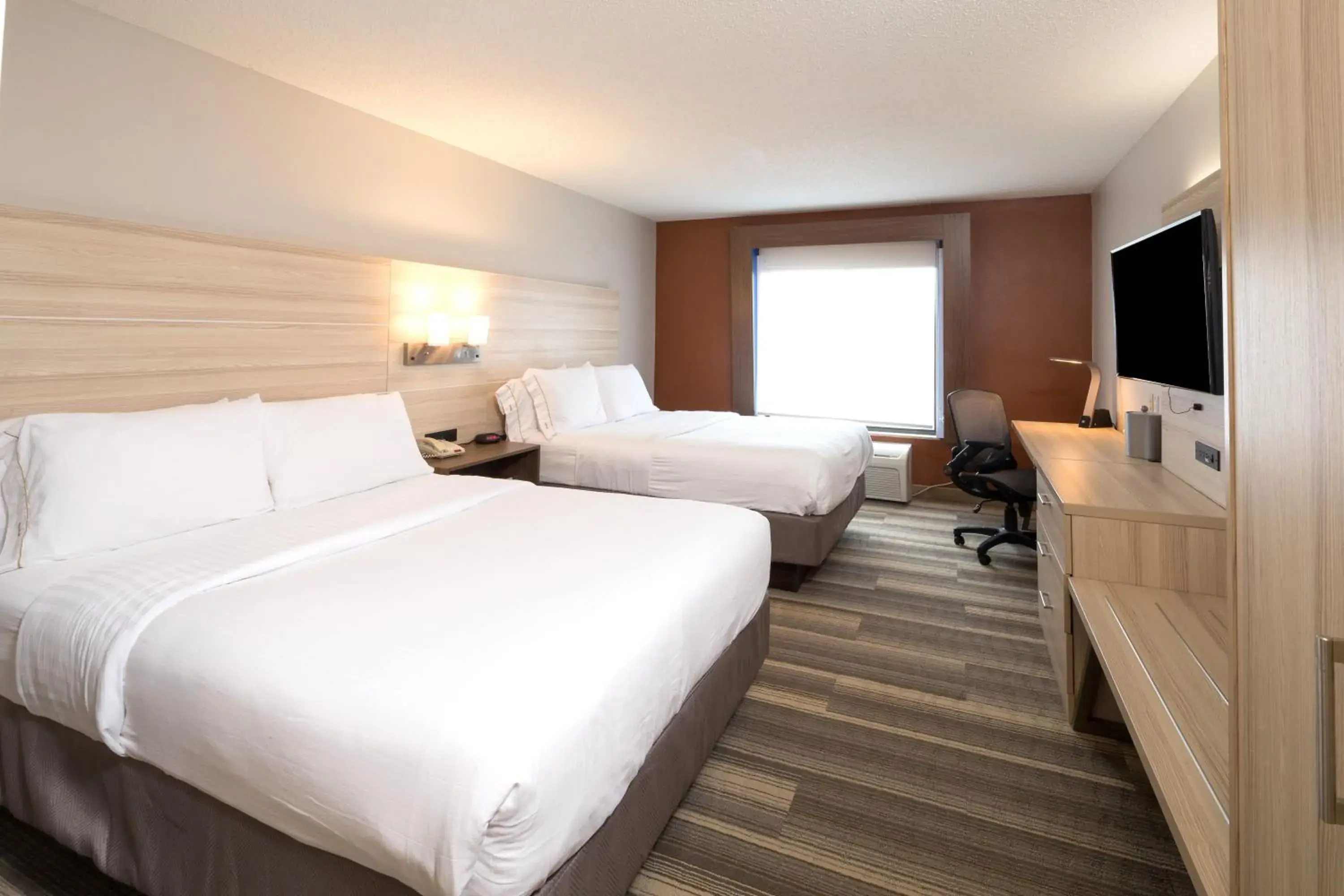 Holiday Inn Express & Suites - Gaylord by IHG Holiday Inn Express & Suites - Gaylord by IHG