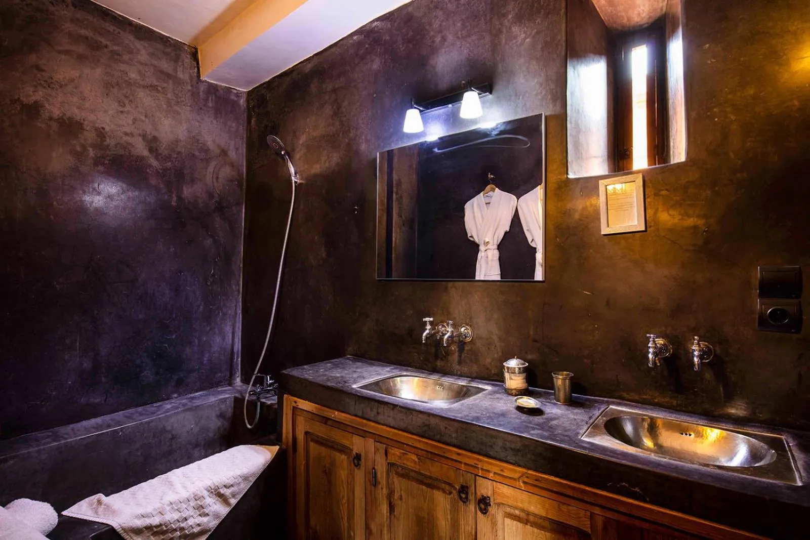 Bathroom in Riad Le Rihani