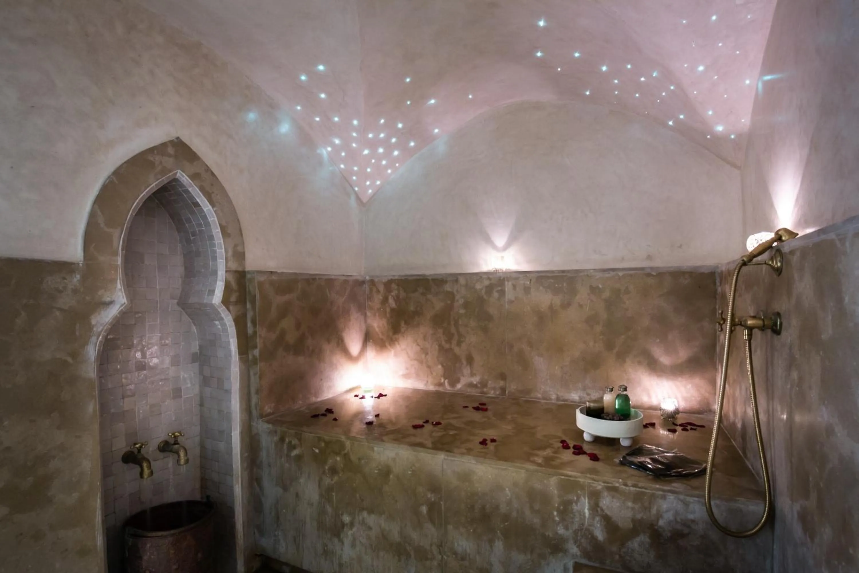 Steam room in Riad Le Rihani