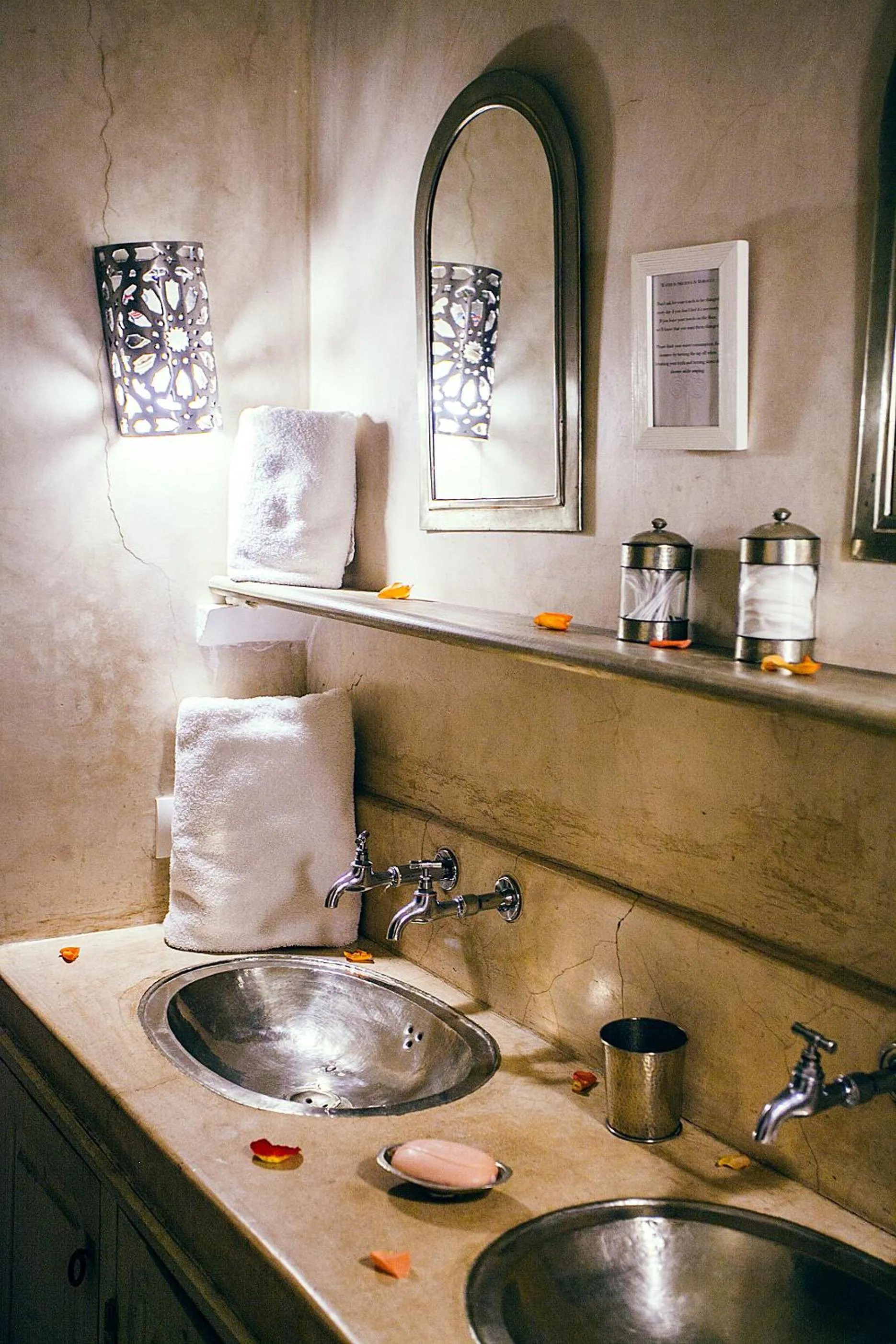 Bathroom in Riad Le Rihani