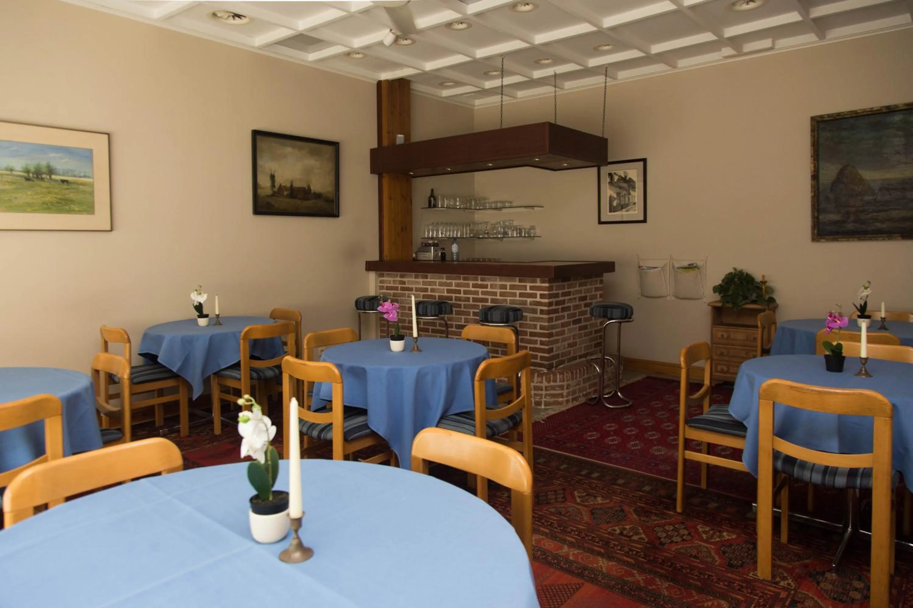 Restaurant/places to eat in Hotel Bristol Internationaal