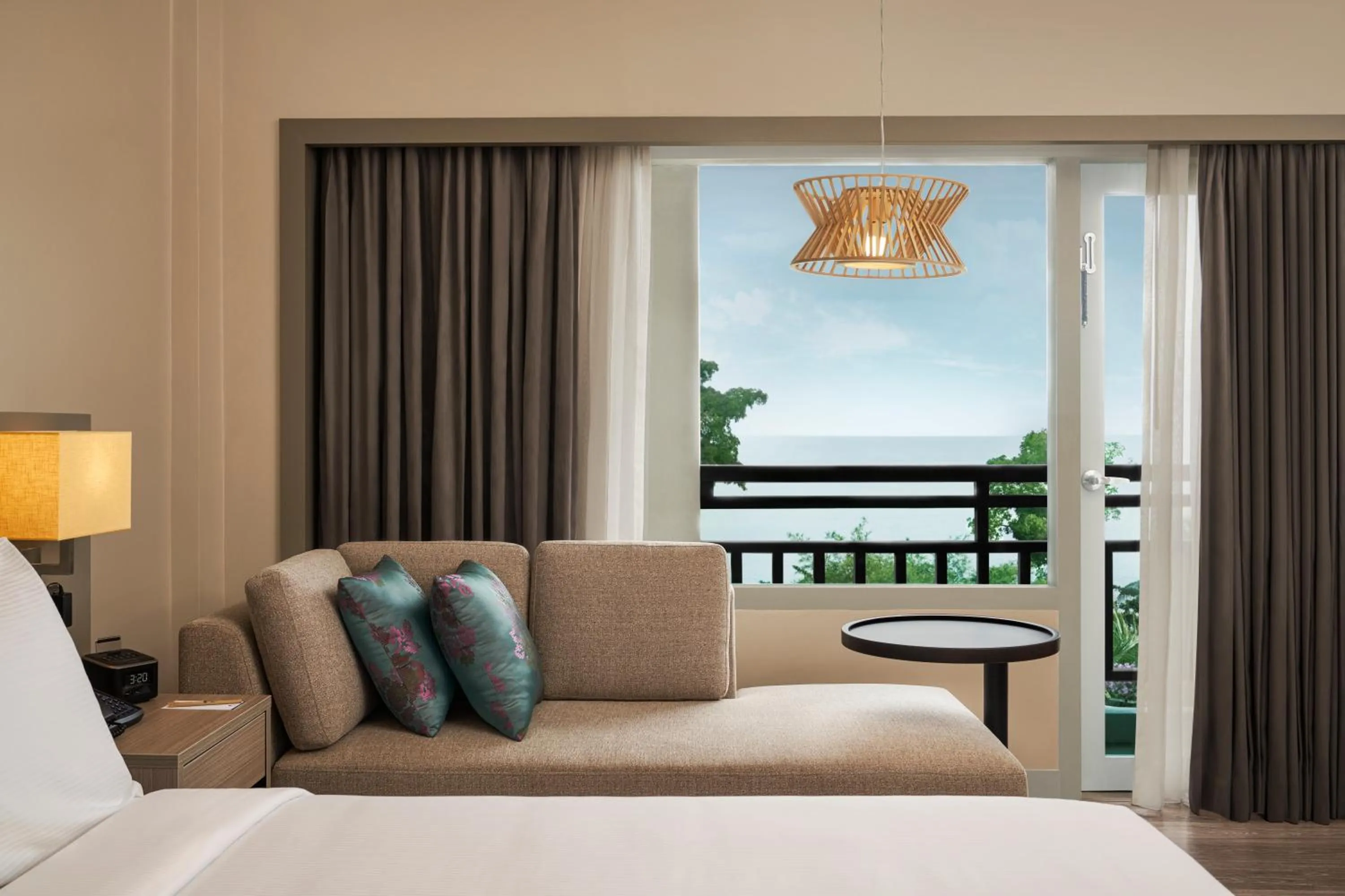 View (from property/room), Bed in DoubleTree by Hilton Damai Laut