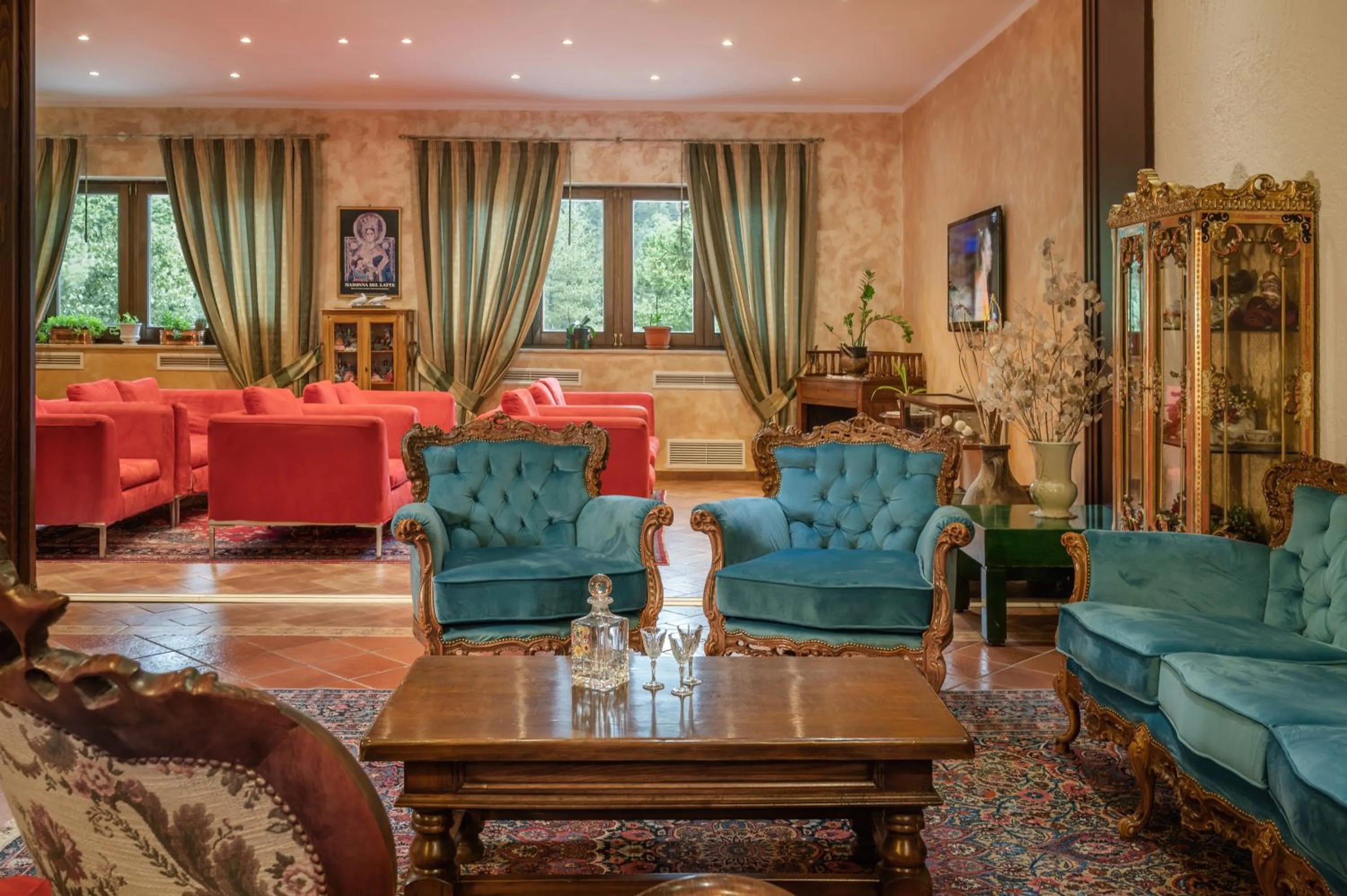 Lobby or reception in Ovindoli Park Hotel & SPA